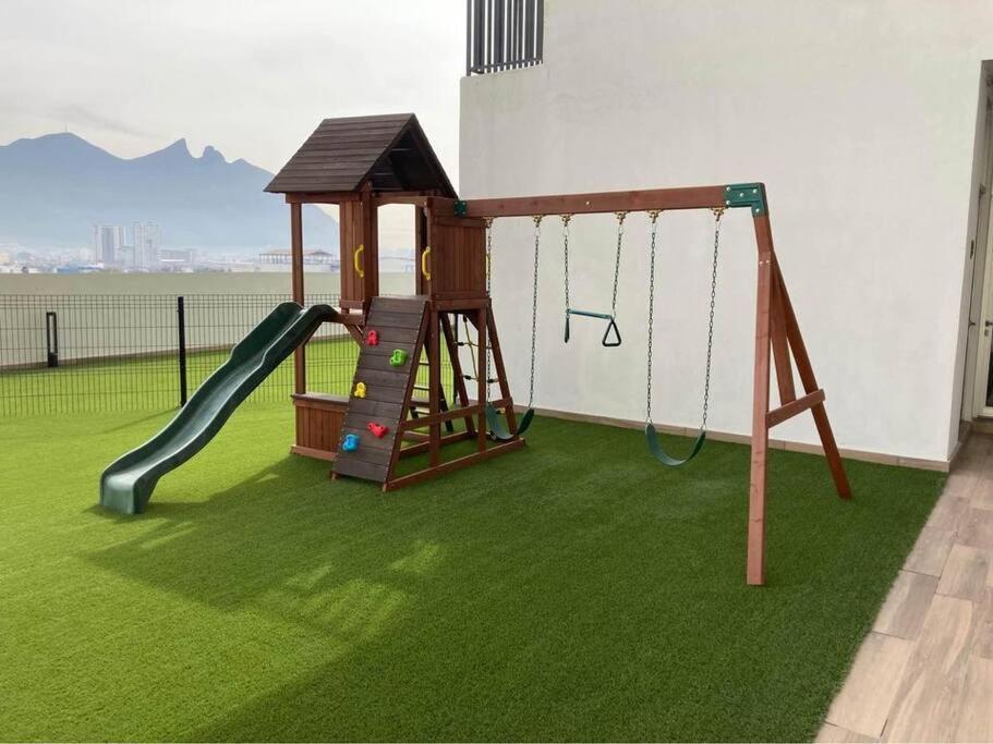 Estilo Y Comodidad En Apartamento Monterrey