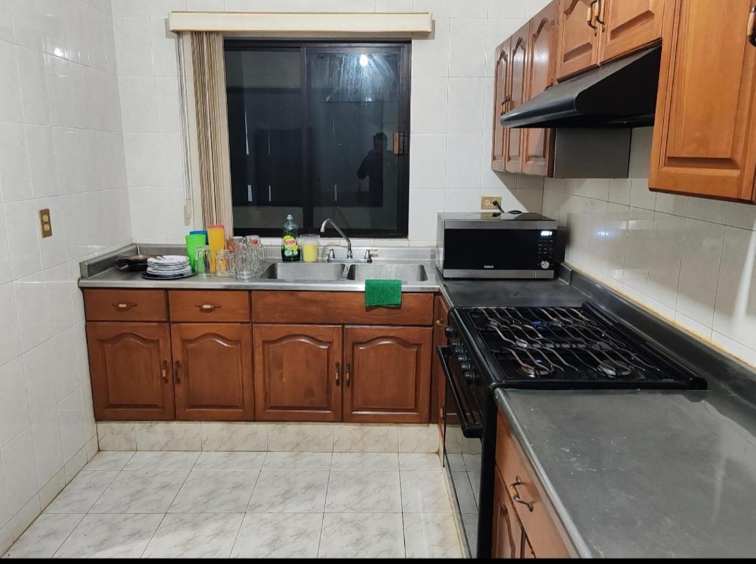 Elite House * Monterrey