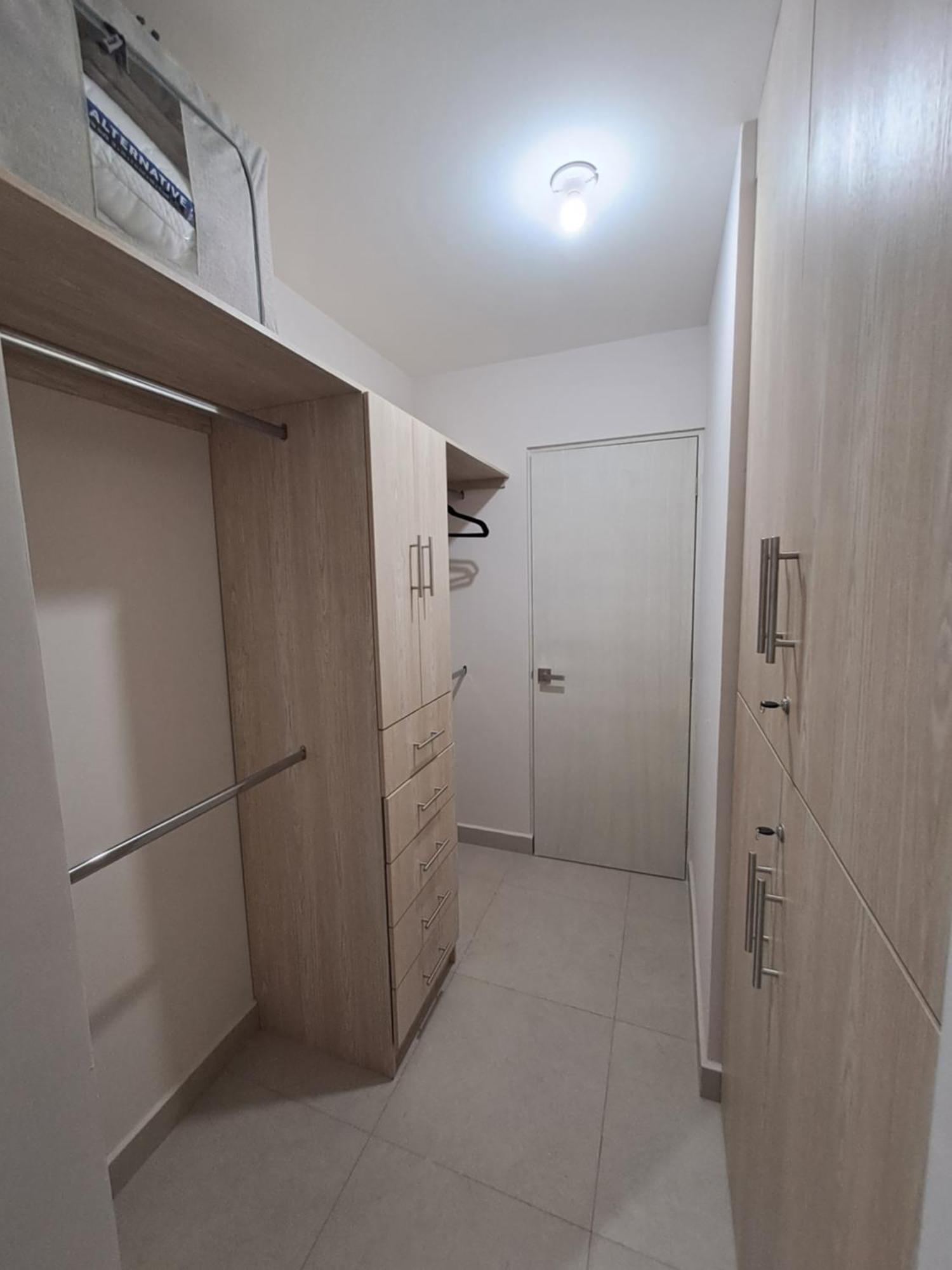Departamento Exclusivo Enfrente De Arena * Monterrey