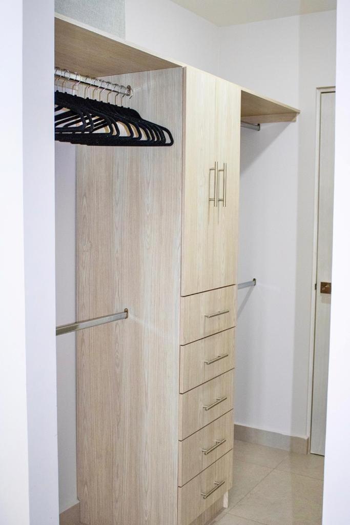 Departamento Exclusivo Enfrente De Arena * Monterrey