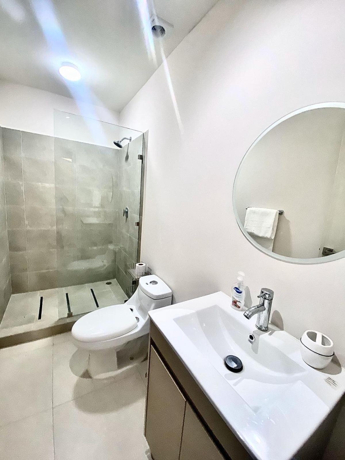 Departamento Exclusivo Enfrente De Arena * Monterrey