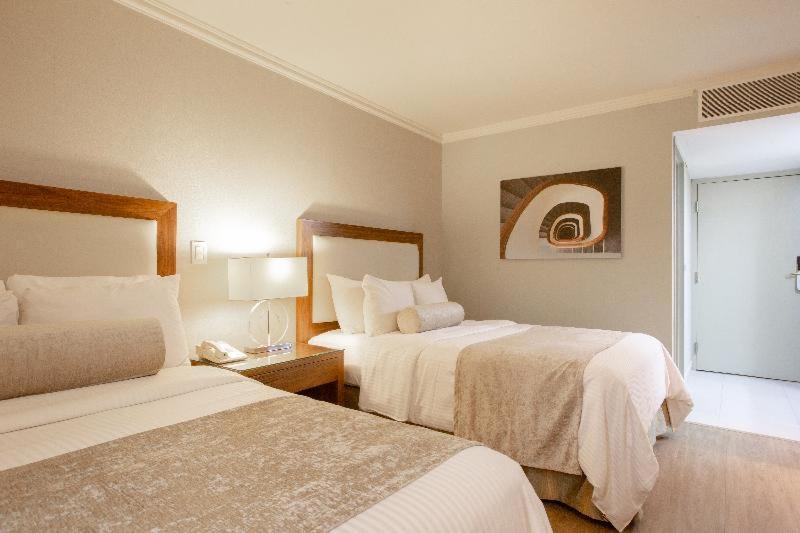 Hotel Antaris Cintermex