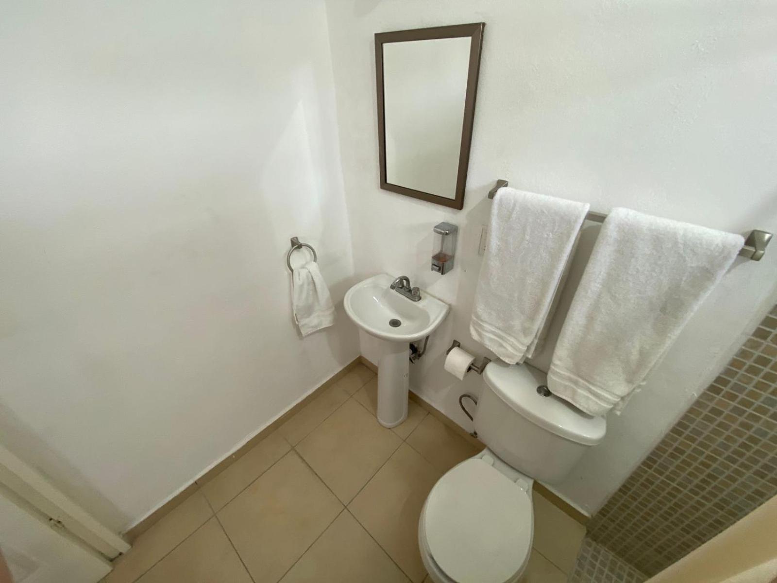 Amplios Habitación en casa particular Monterrey