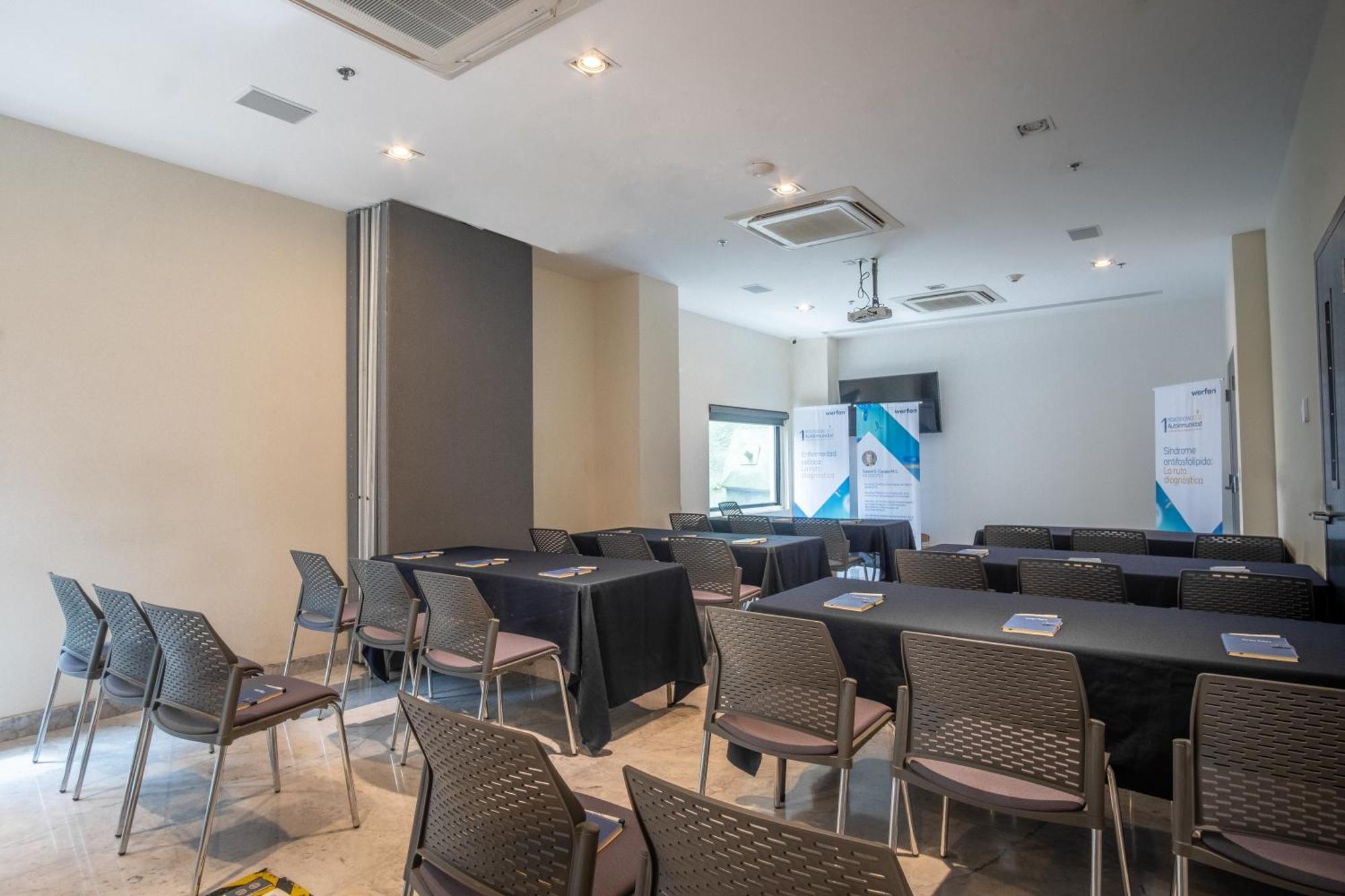 Radisson San Jeronimo 4*