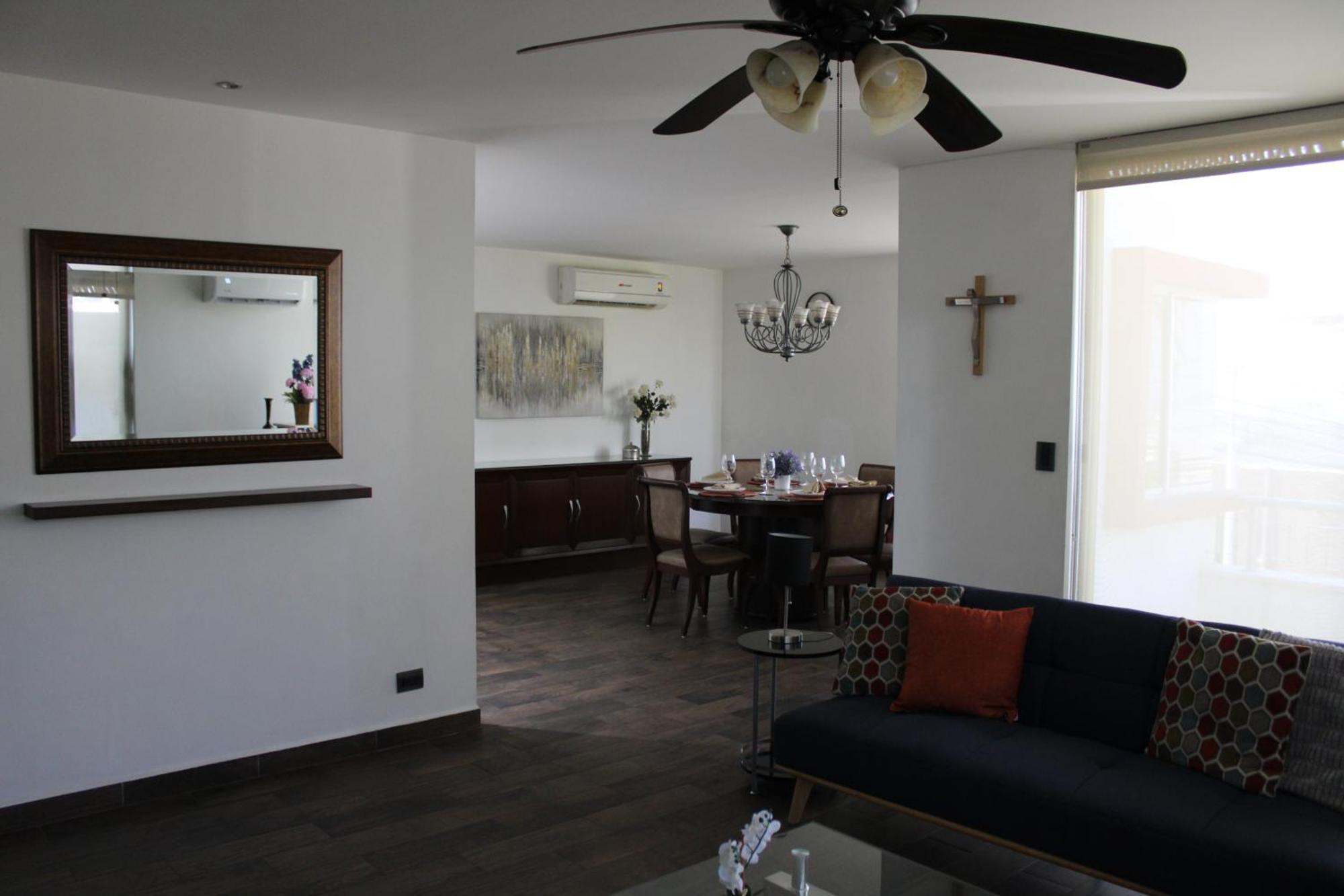 Casa Amplia En