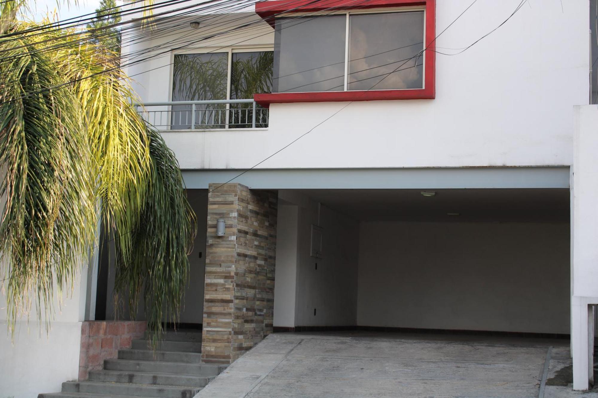 Сasa de vacaciones Casa Amplia En