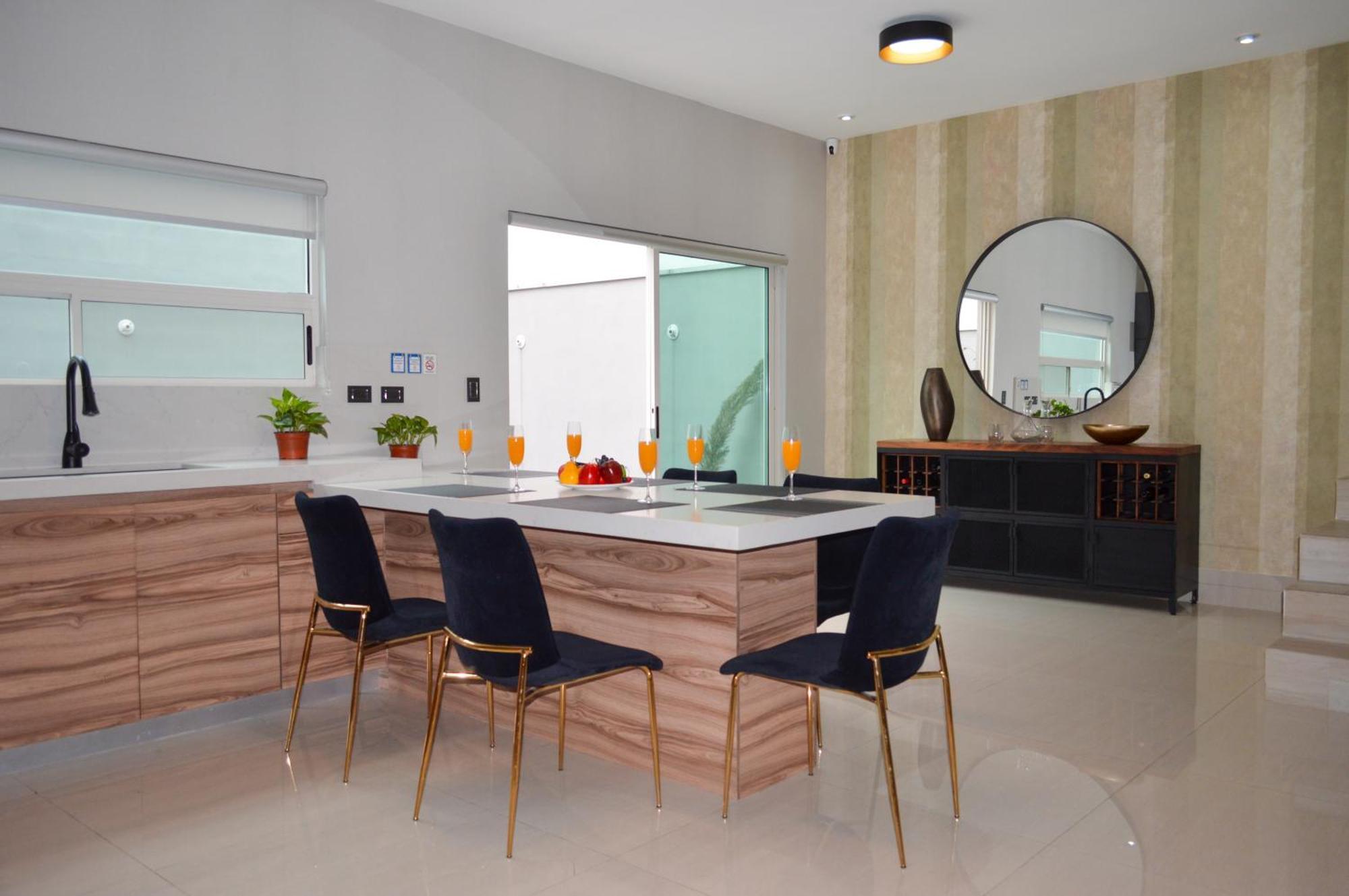 Residencia De Lujo Cumbres Elite,