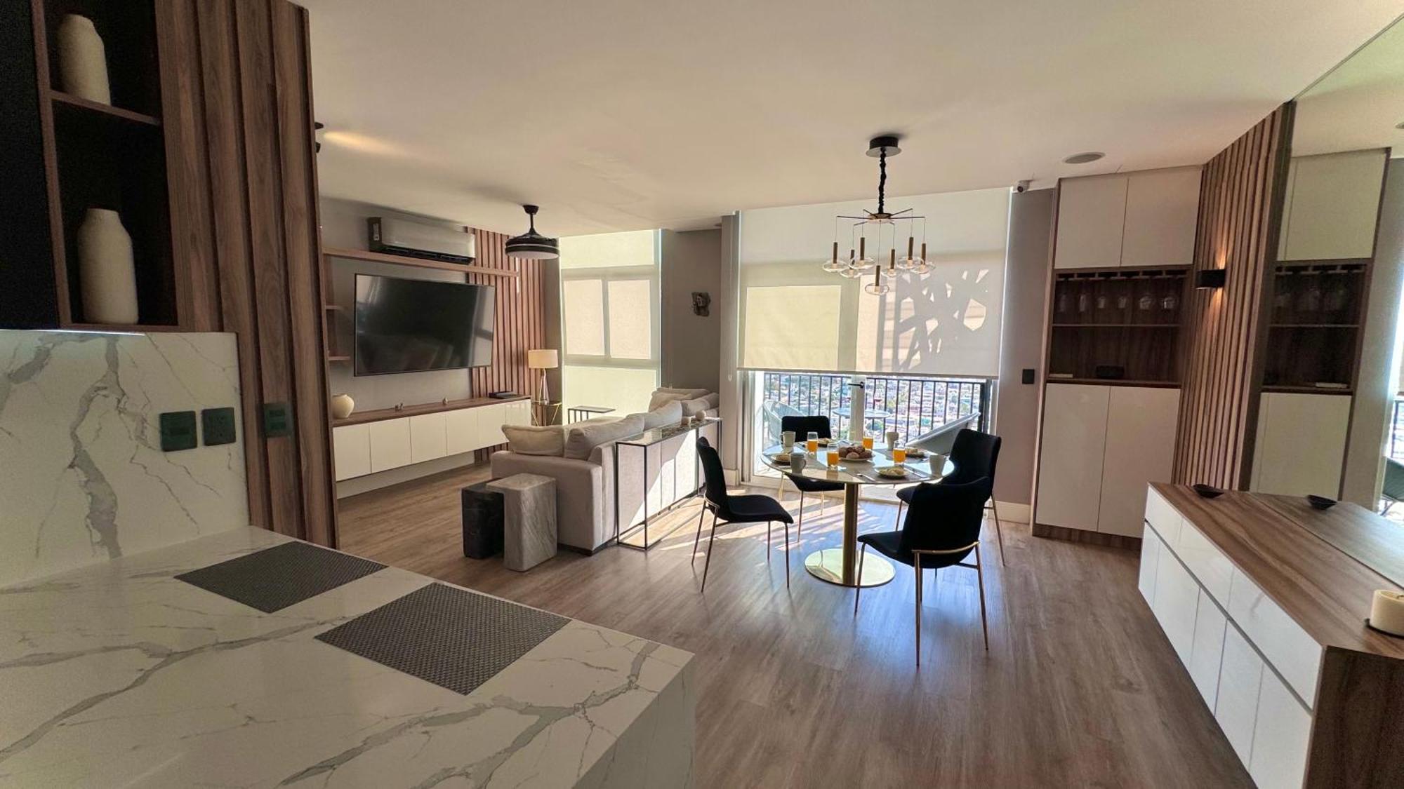 Apartamento Kyo Aluna 2002 Luxury Monterrey