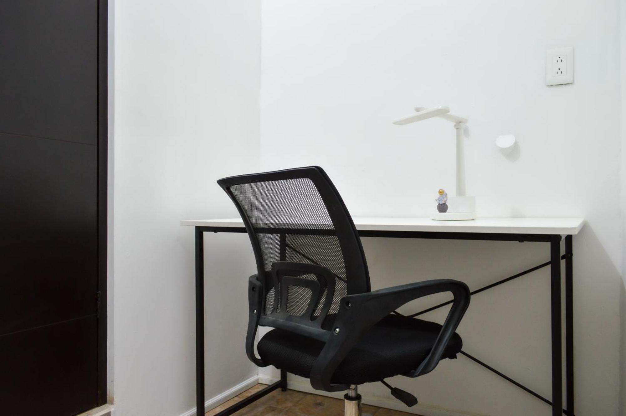 Ramon Corral 504 A, Col Hidalgo Apartment
