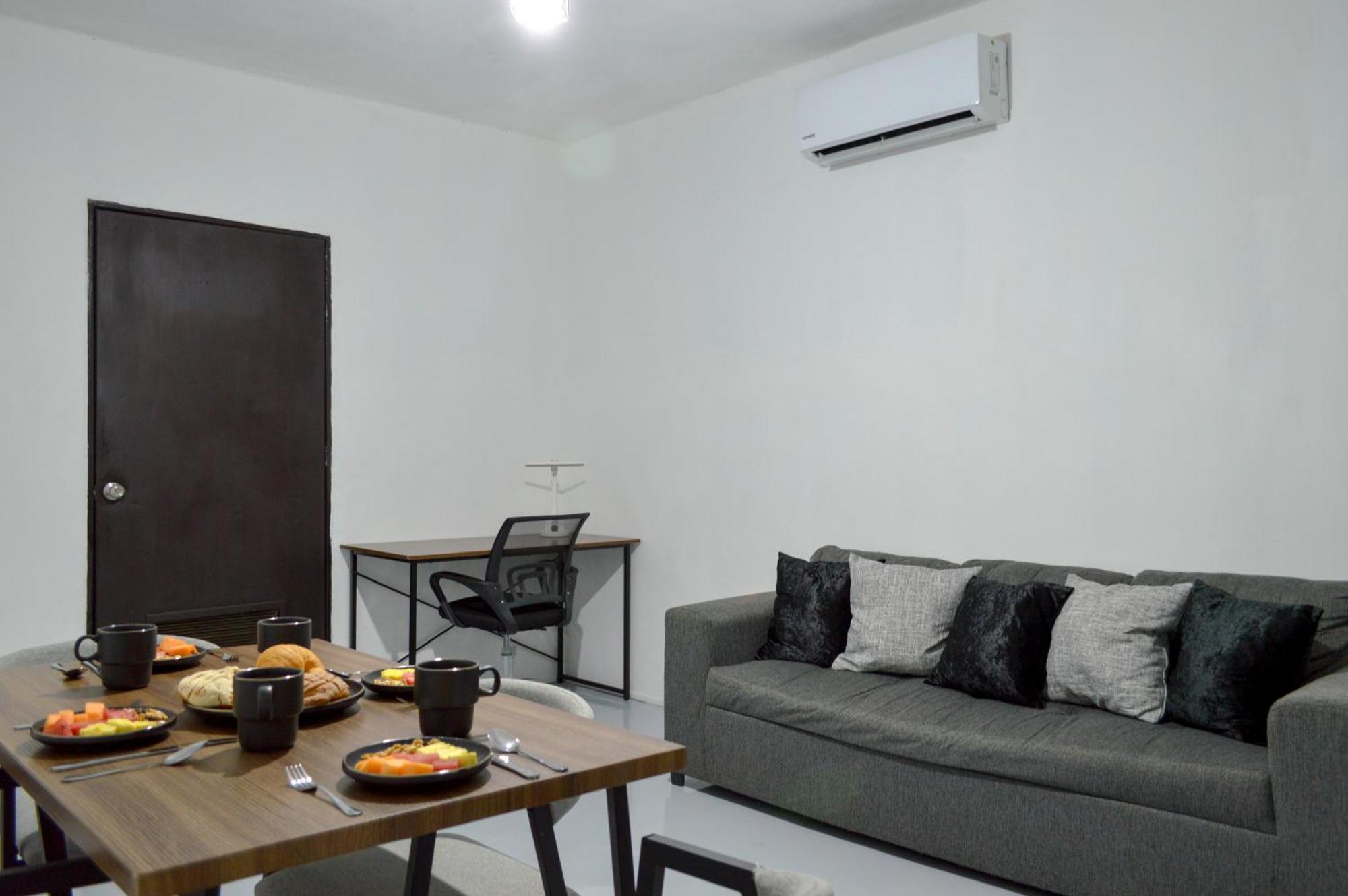 Ramon Corral 504 B, Col Hidalgo Apartamento *