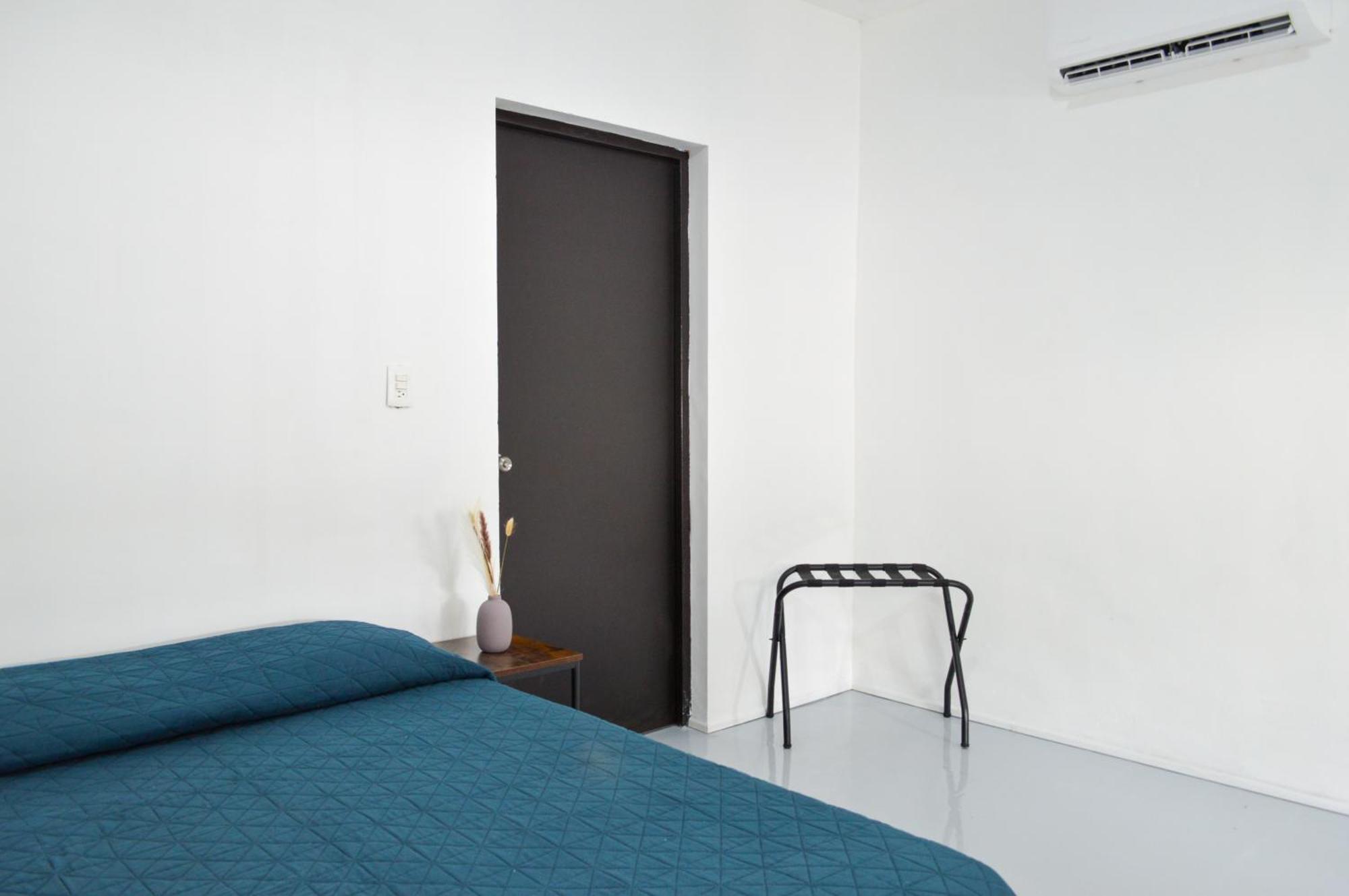 Ramon Corral 504 B, Col Hidalgo Apartment