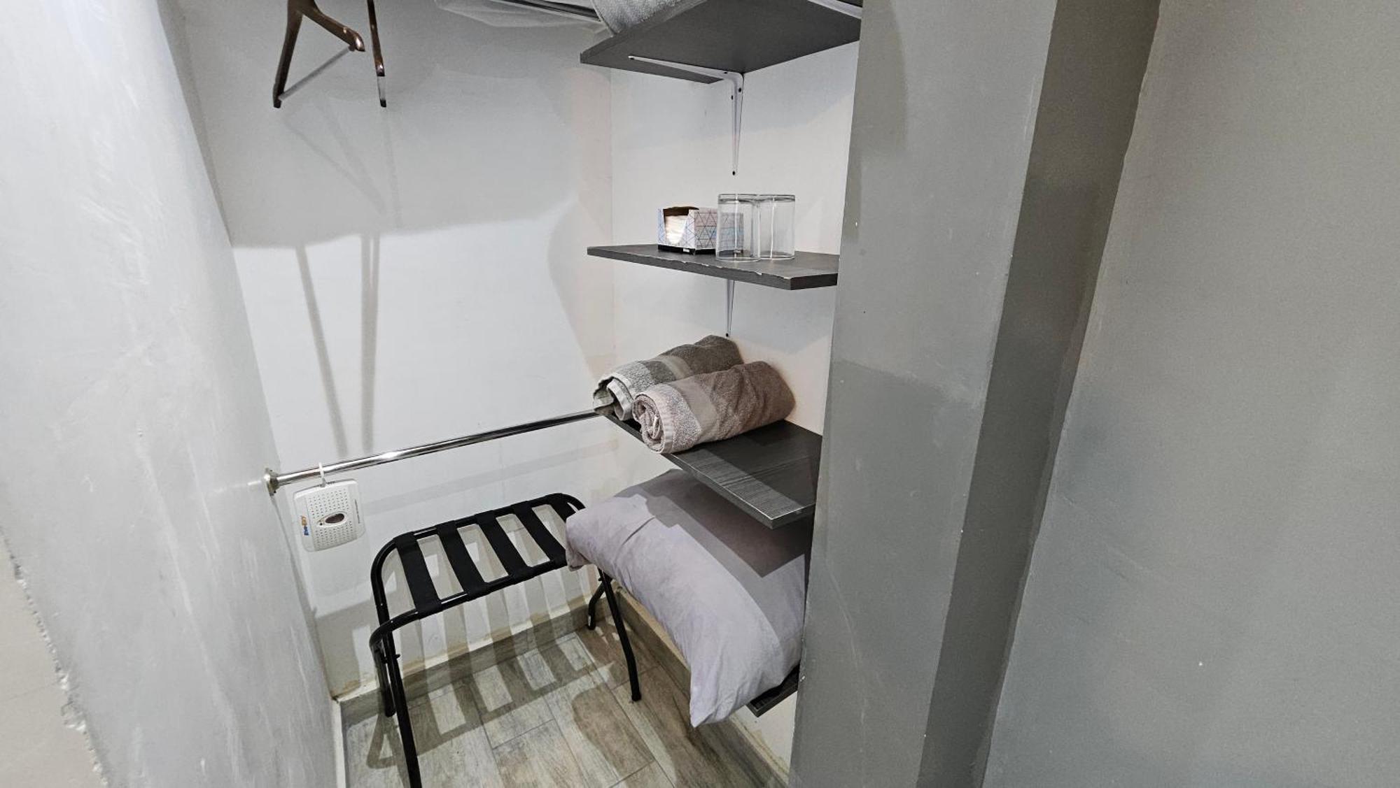 Habitación Privada C/clima Y Terraza Apartamento Monterrey