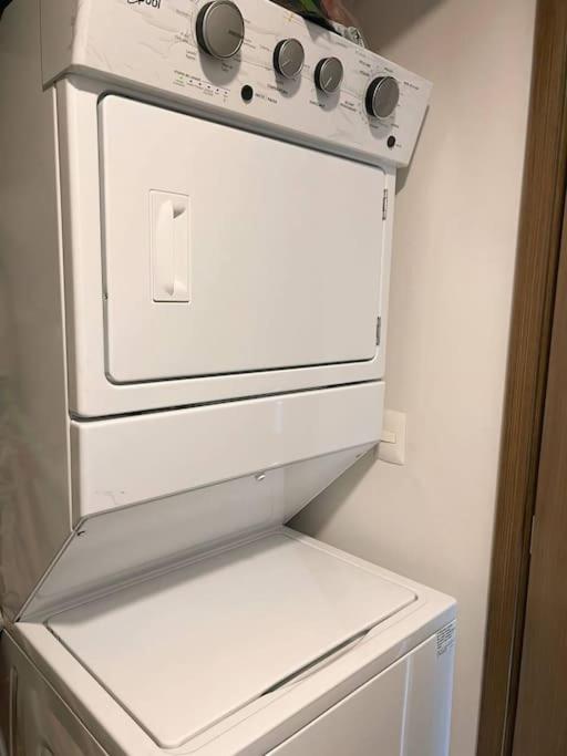 Apartamento Departamento Completo En El Corazon De La Ciudad De Mty *