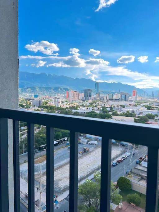 Departamento Completo En El Corazon De La Ciudad De Mty *