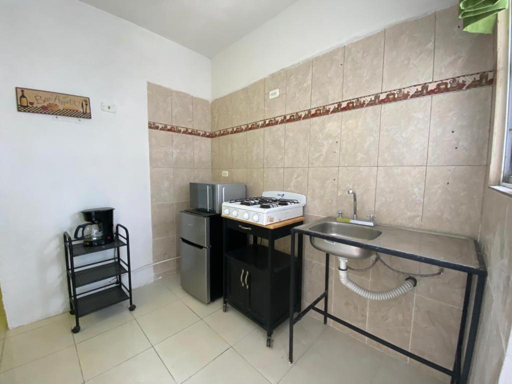 Casa Cerca Del Aeropuerto Holiday home