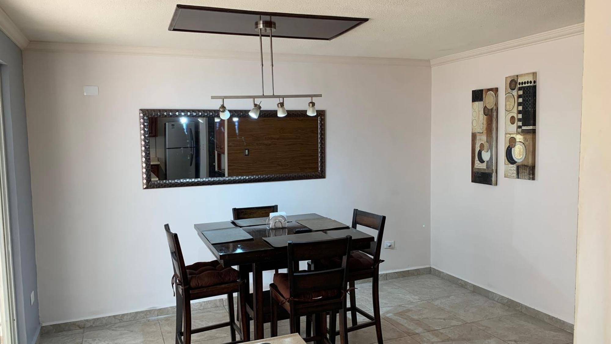 Spacious 4-bedroom House In Beautiful Ciudad General Escobedo With Wifi, Ac Holiday home *
