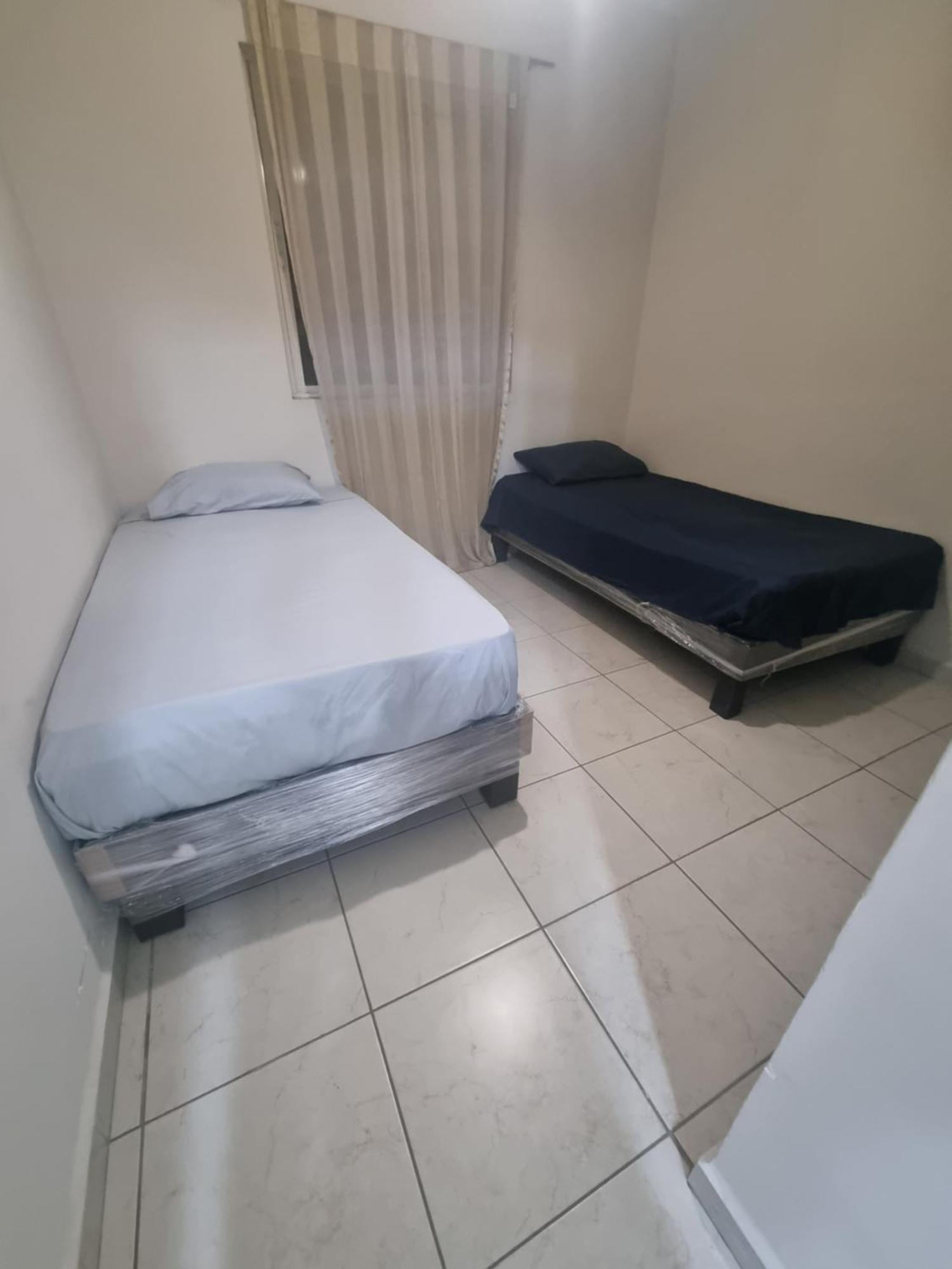 Casa Amueblada En *