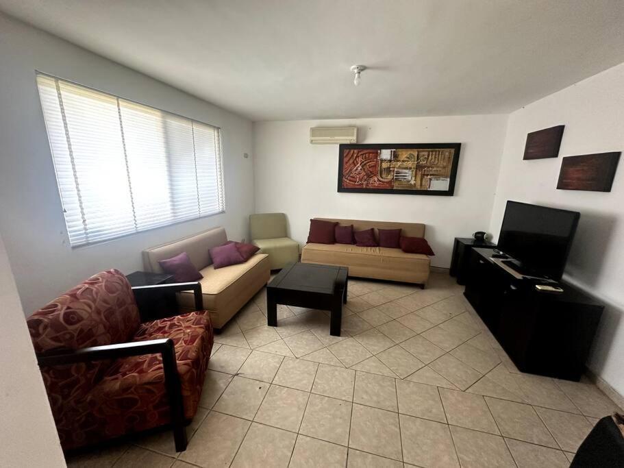 Casa En Puerta De Hierro 3b *