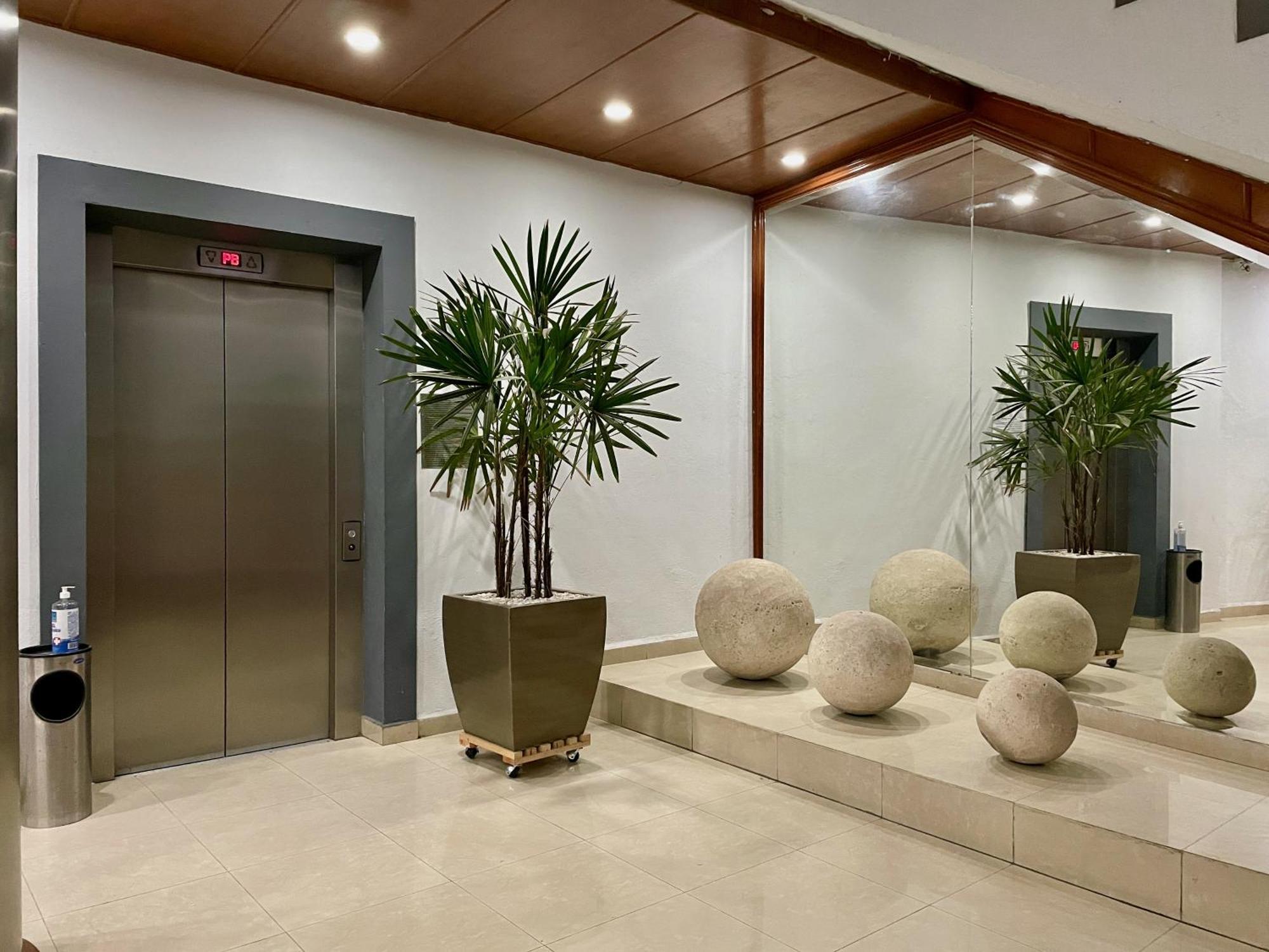 Ibis 8 Apartamento