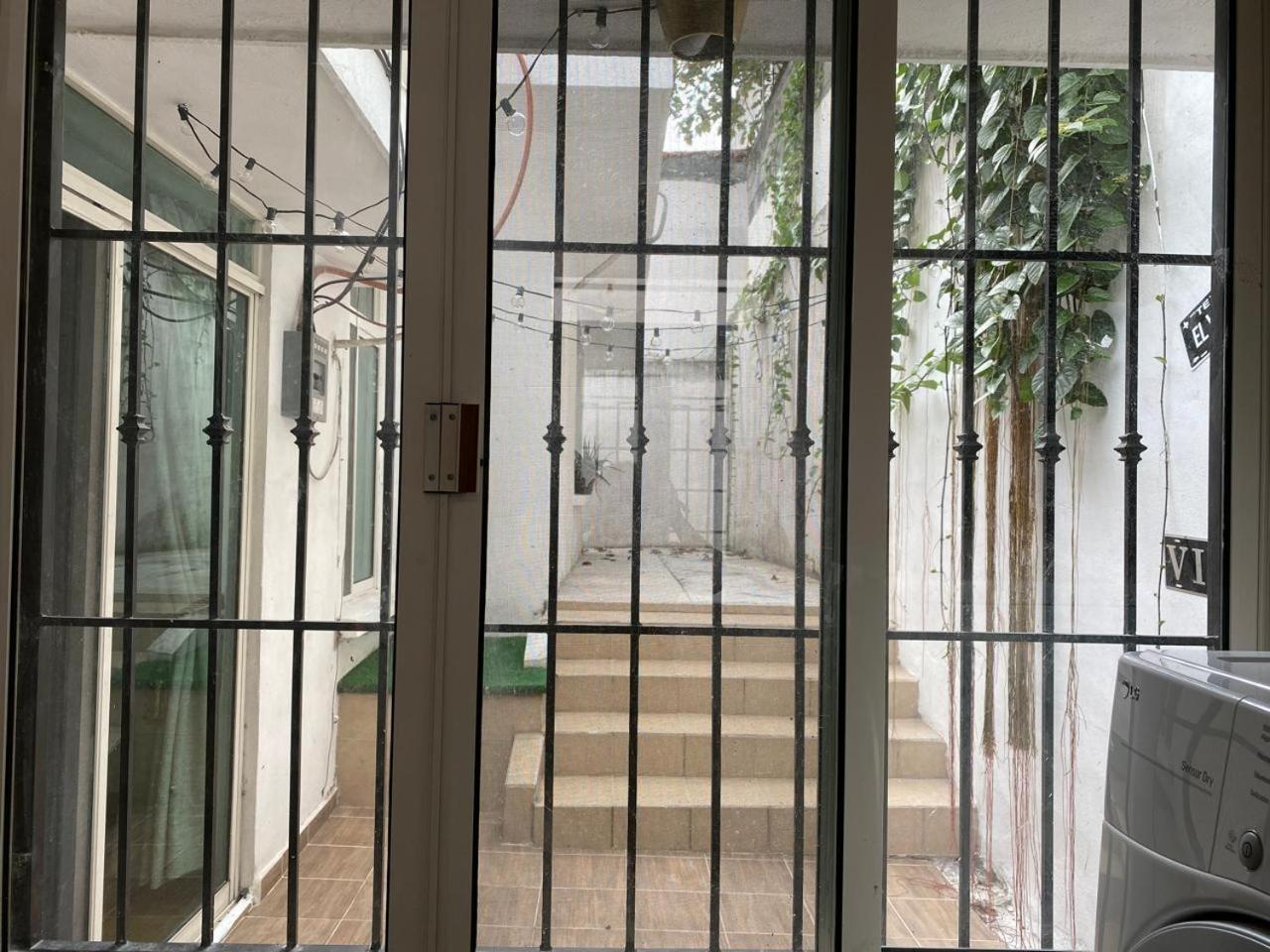 Cuarto Menguante Homestay Monterrey