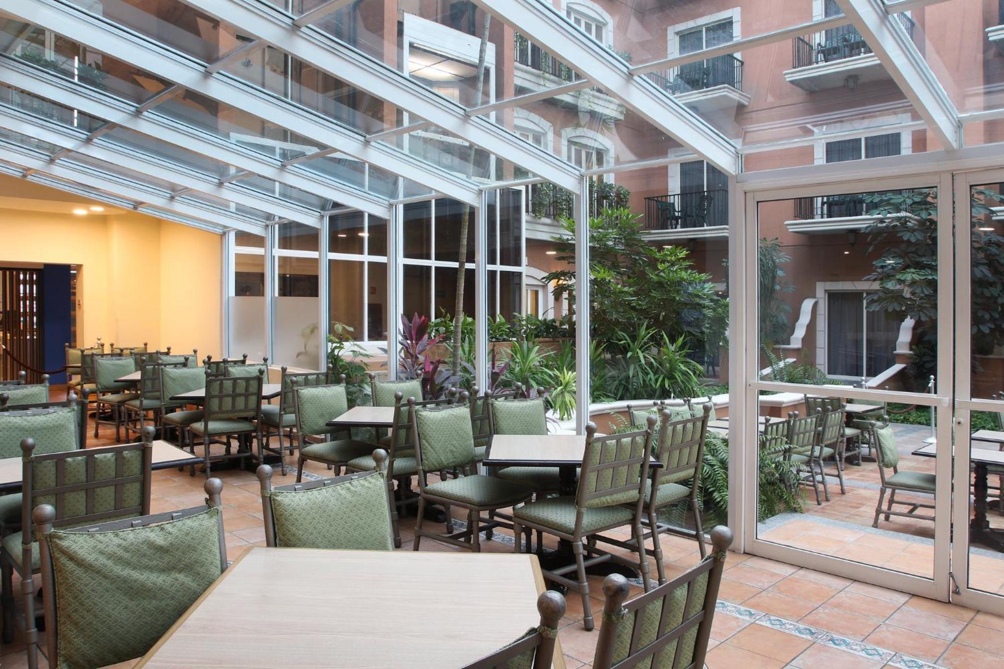 Express - - Tecnologico By Ihg Hotel 4*