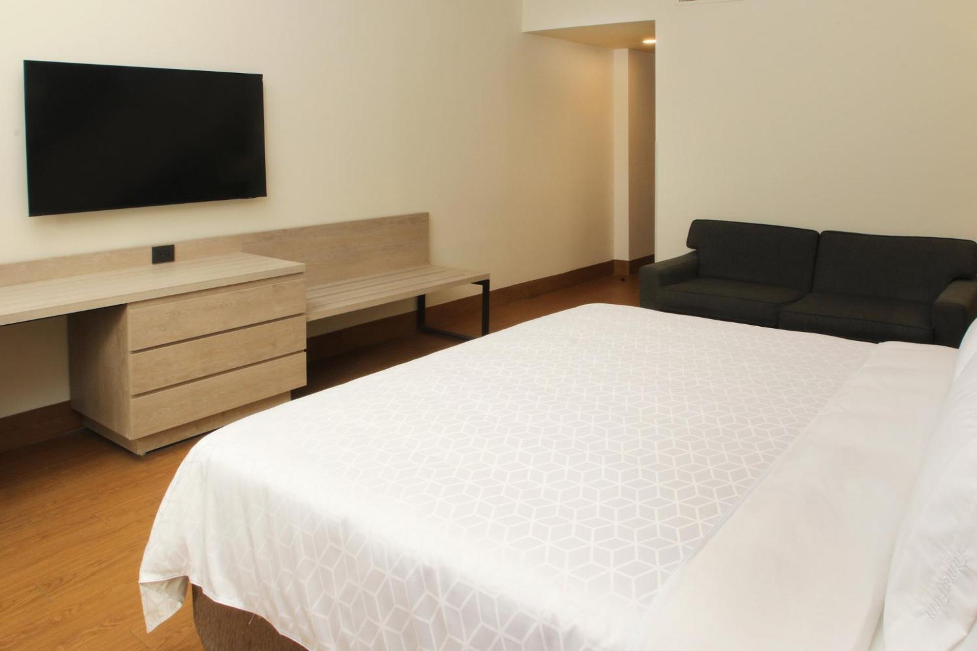 Hotel Express - - Tecnologico By Ihg Monterrey