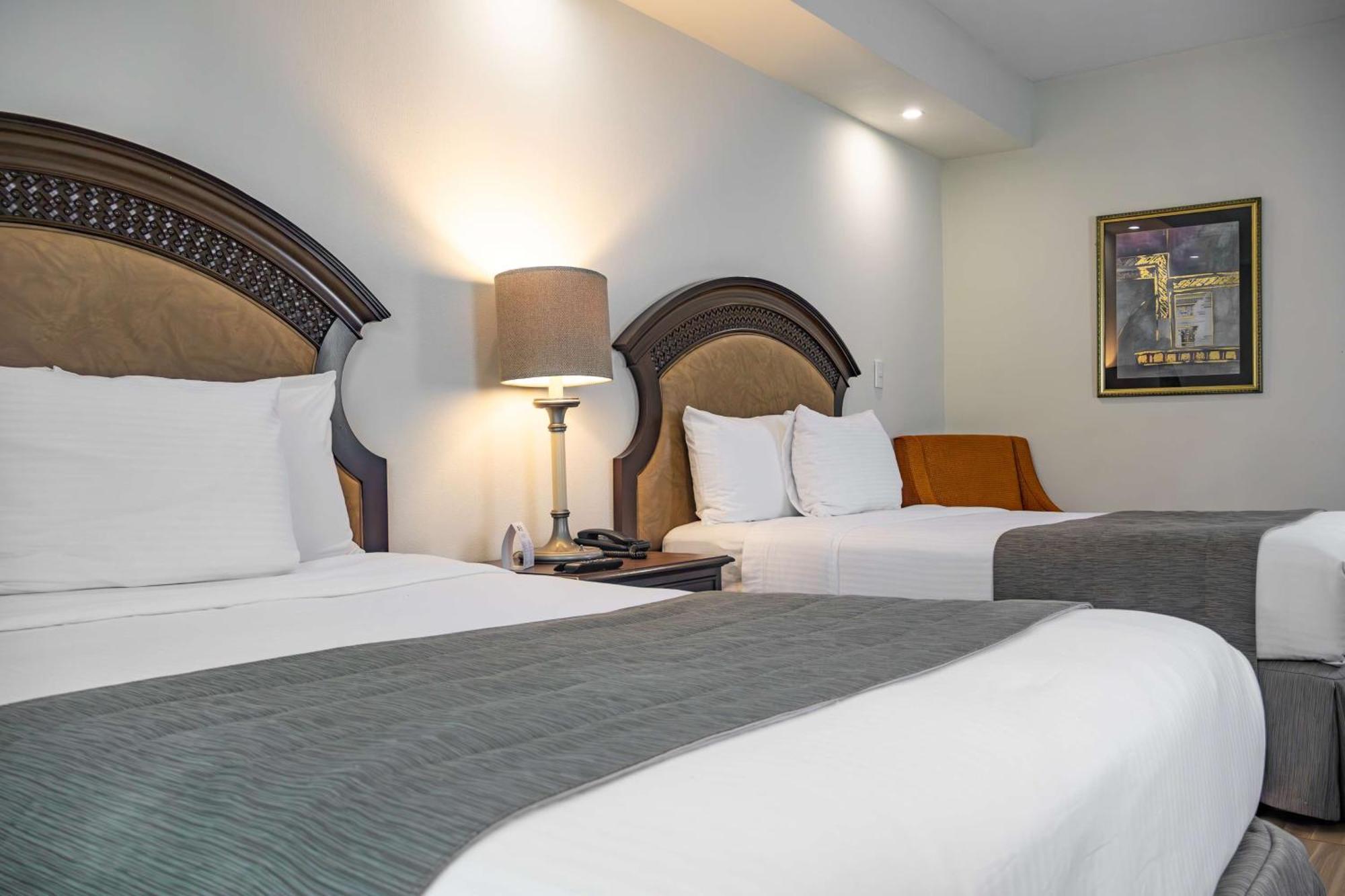 Western Colon 3* Monterrey