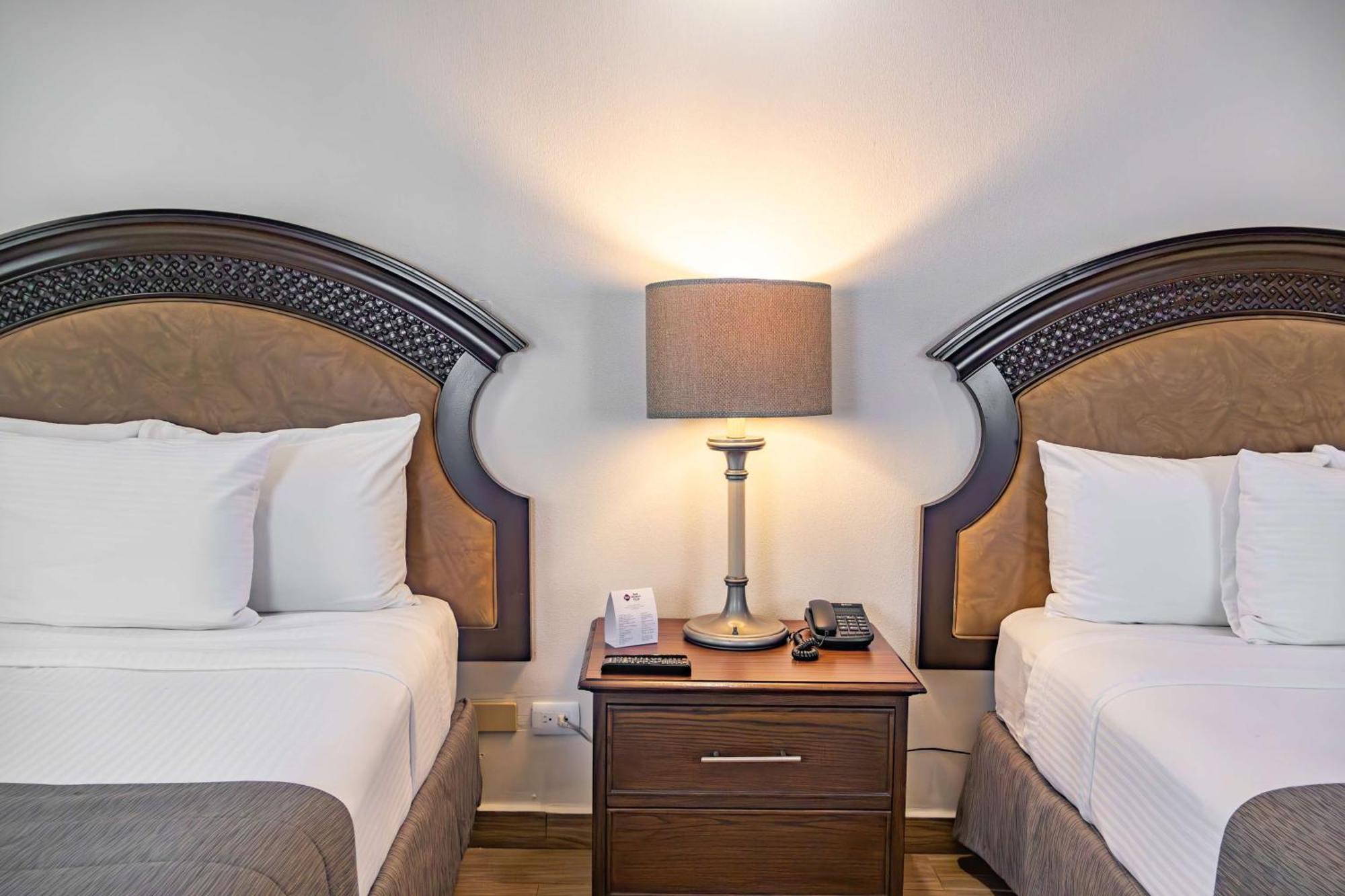 Hotel Western Colon