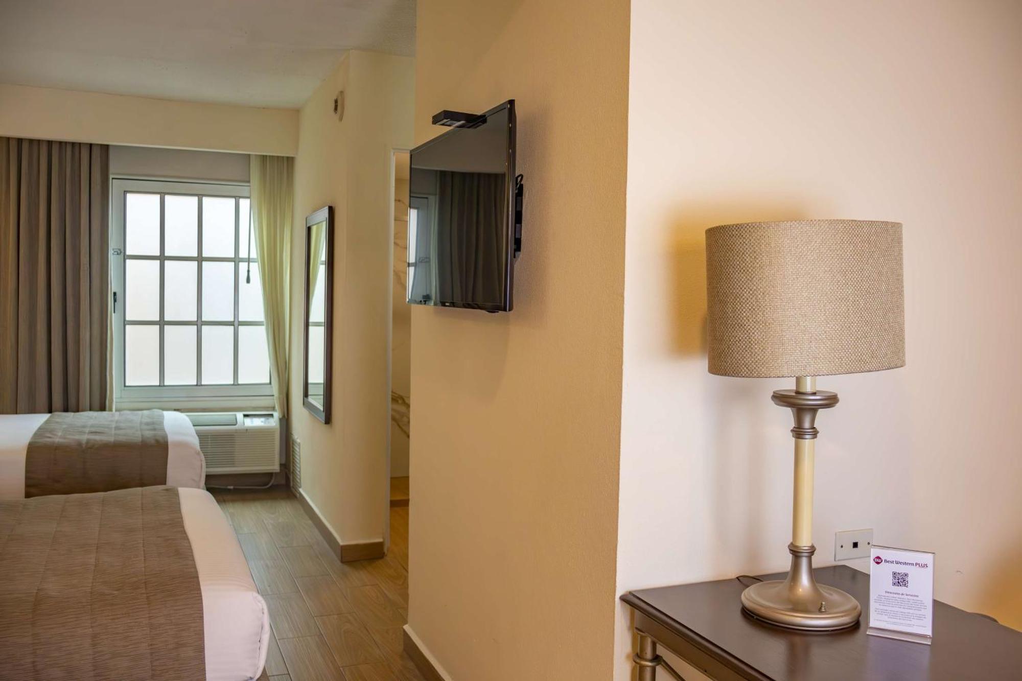 Western Colon 3* Monterrey