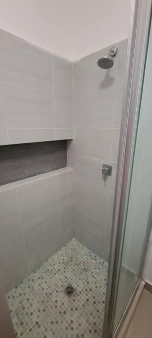 Loft Moderno - Tec, Estadios Y Parques Apartamento