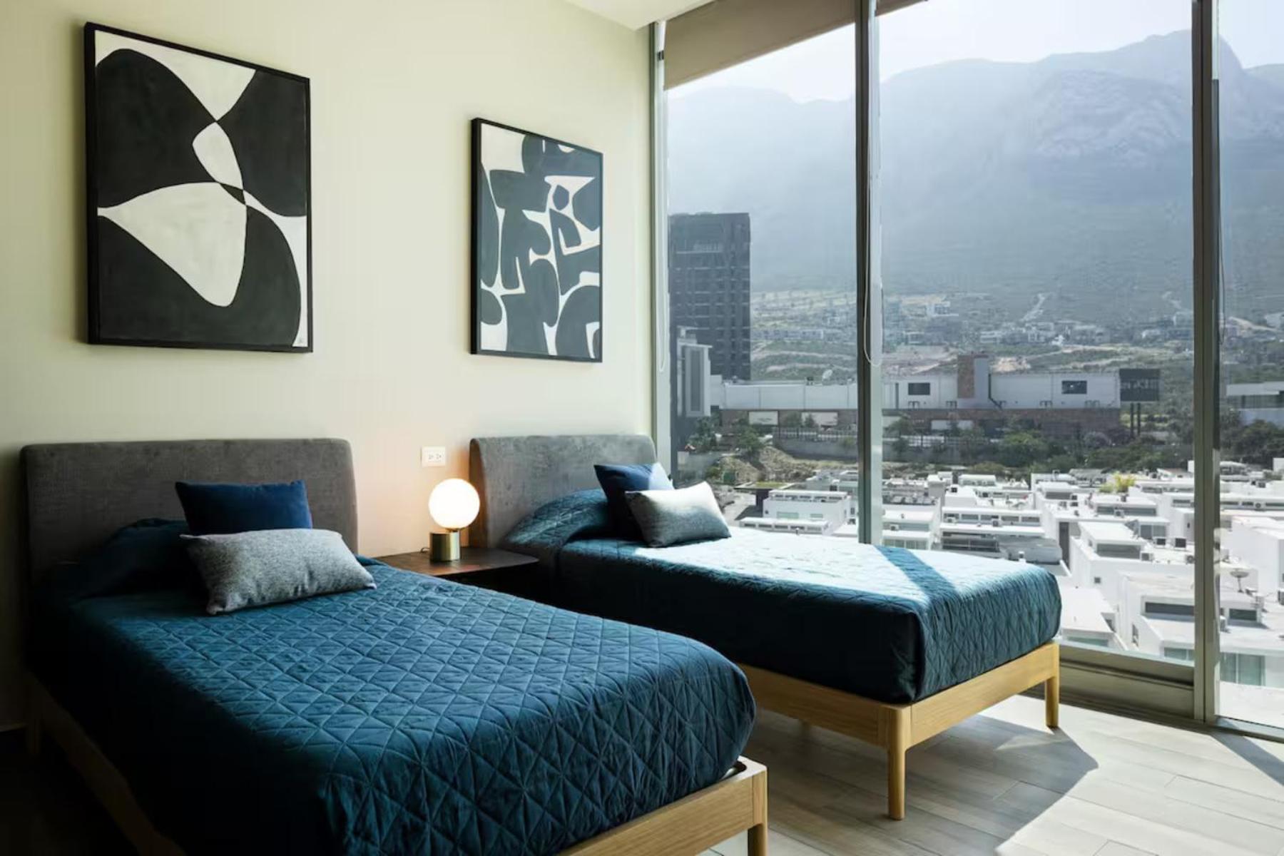 Modern With Pool And Mountain Views Apartamento