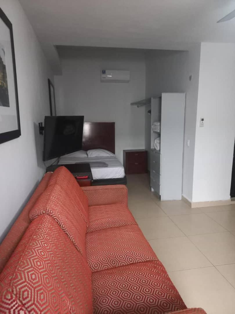 Apartment Loft Hermoso Con Estacionamiento Gratuito Monterrey