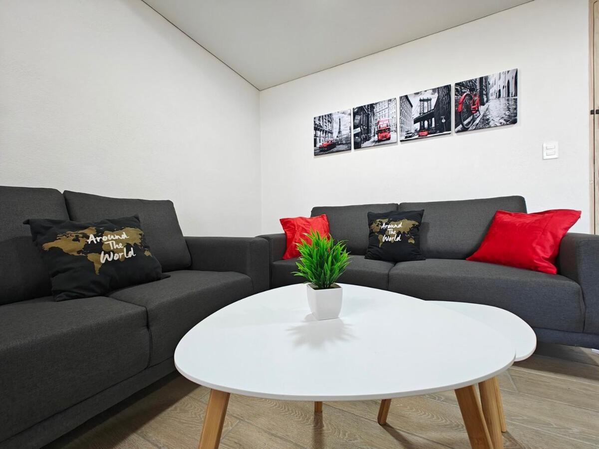 Lux 2 Bedroom Apartment, Swimming Pool, Gym And Free Parking Spot In Downtown * Monterrey