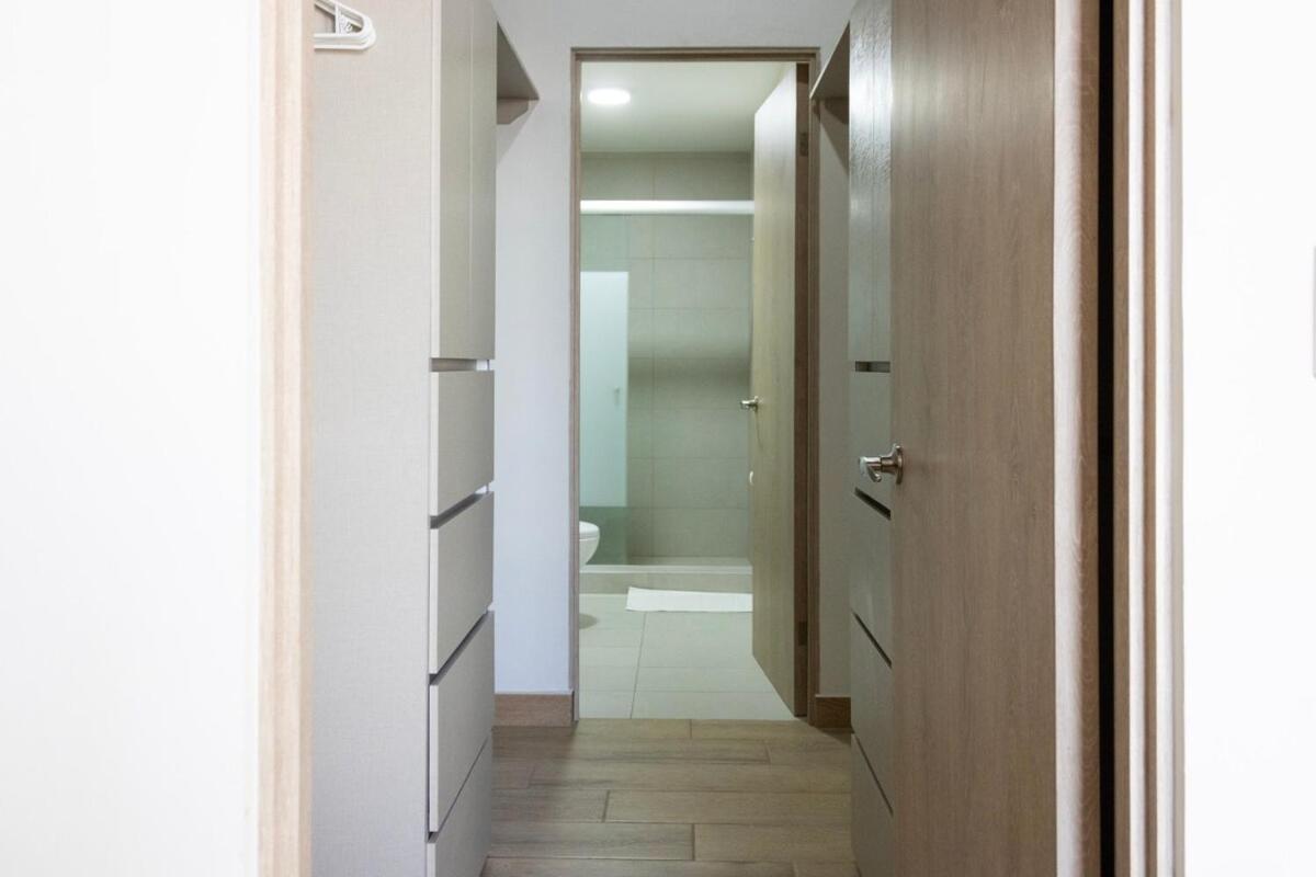 Apartamento Lux 2 Bedroom Apartment, Swimming Pool, Gym And Free Parking Spot In Downtown