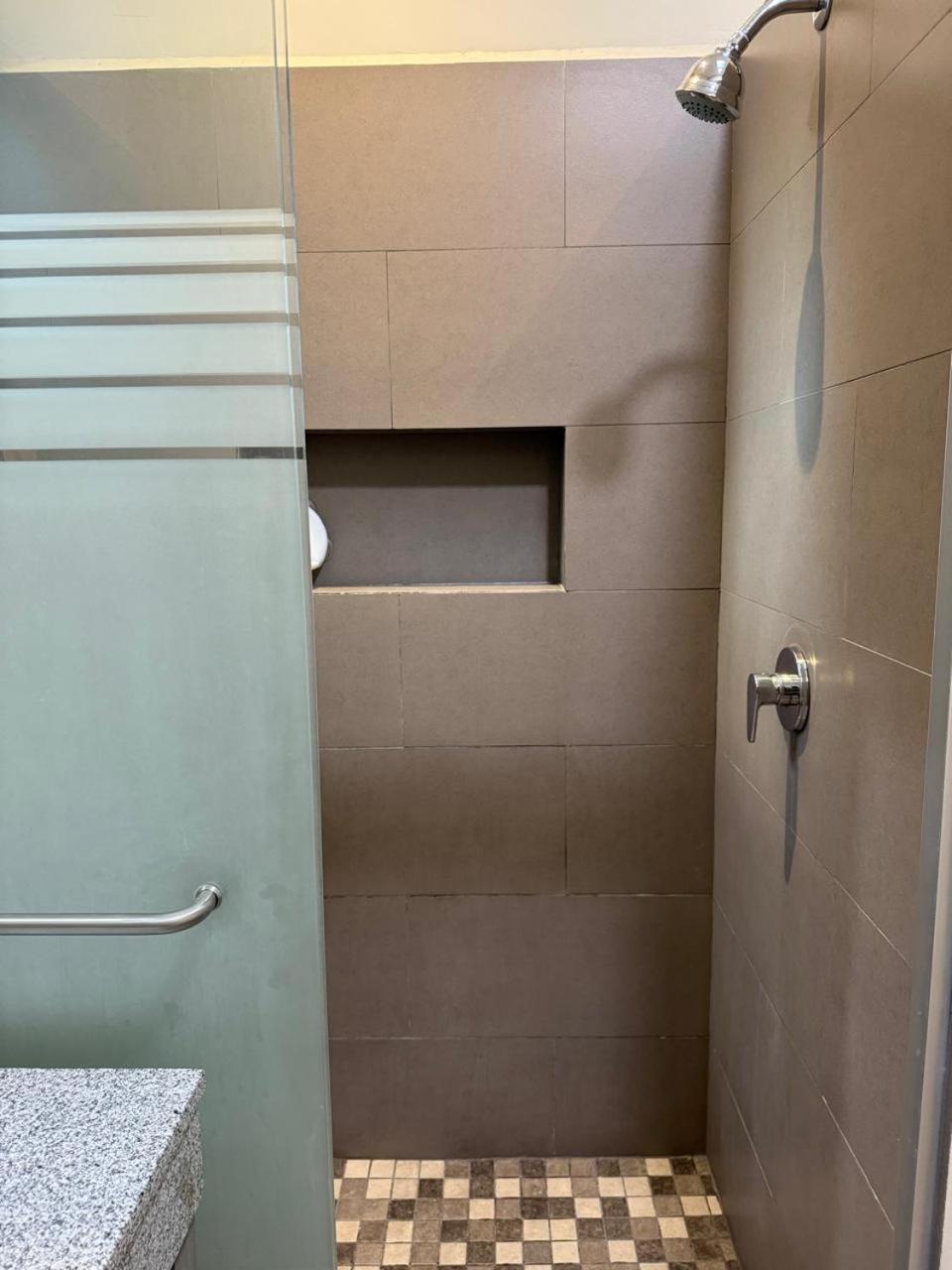 Residencia, Cluster 3 Con Bano