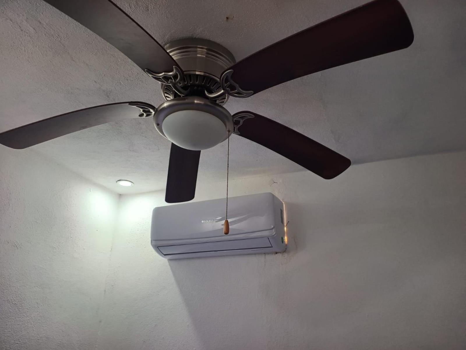 Departamento Inteligente En Colonia Cerrada Vigilancia 7x24 Monterrey