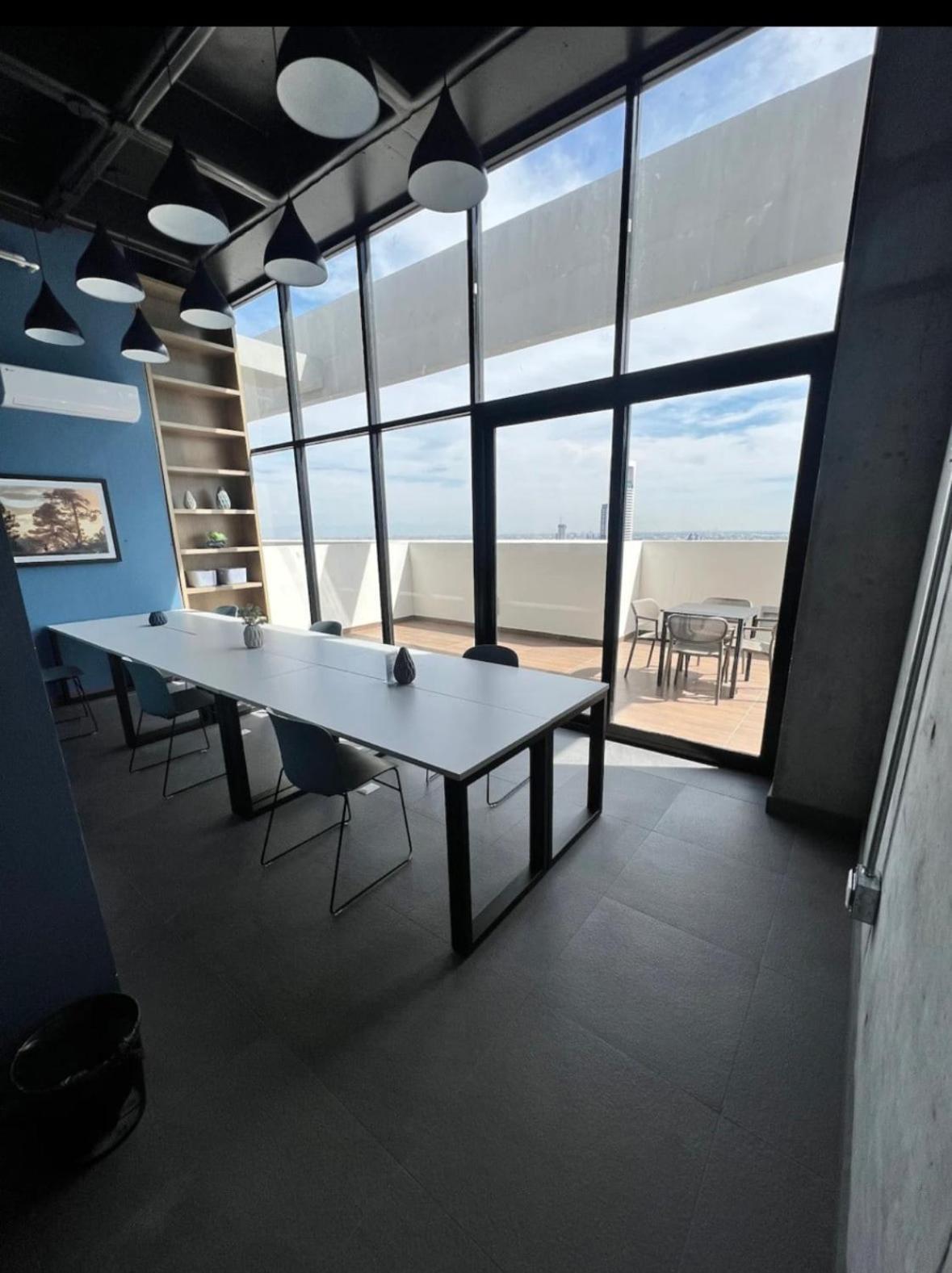 Apartamento Walking Distance From Macroplaza And Parque Fundidora For Work And Leisure! In The Vibrant Monterrey's Downtown Monterrey