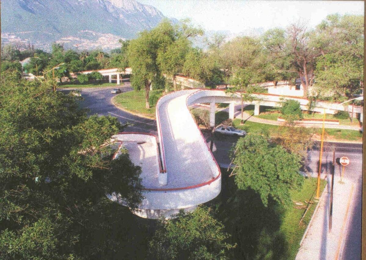 Calzada San Pedro, Few Steps From Valle