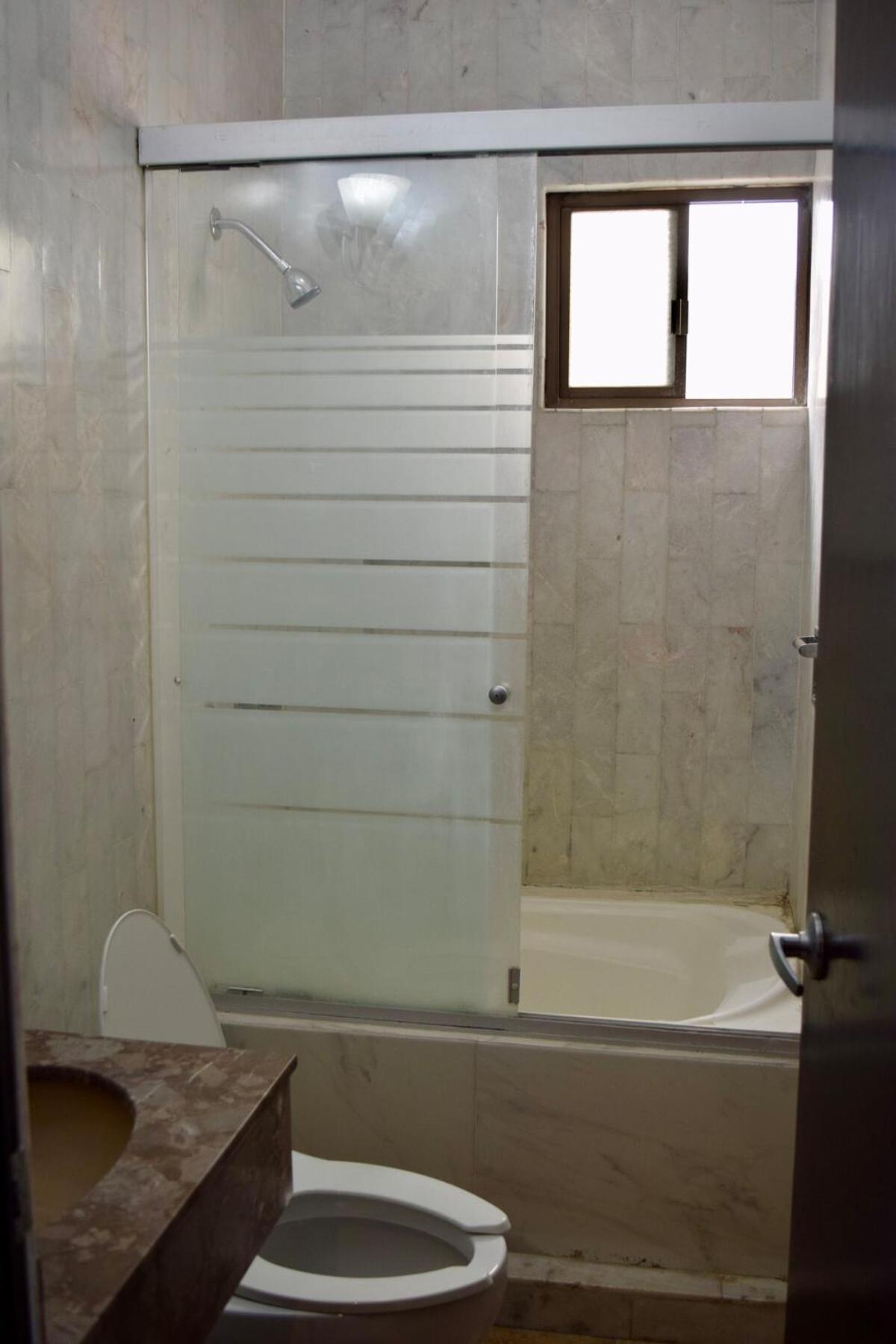 Spacious & Comfortable Exclusive Neighborhood Monterrey