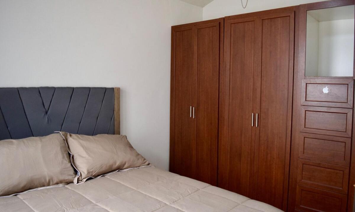 Spacious & Comfortable Exclusive Neighborhood Сasa de vacaciones