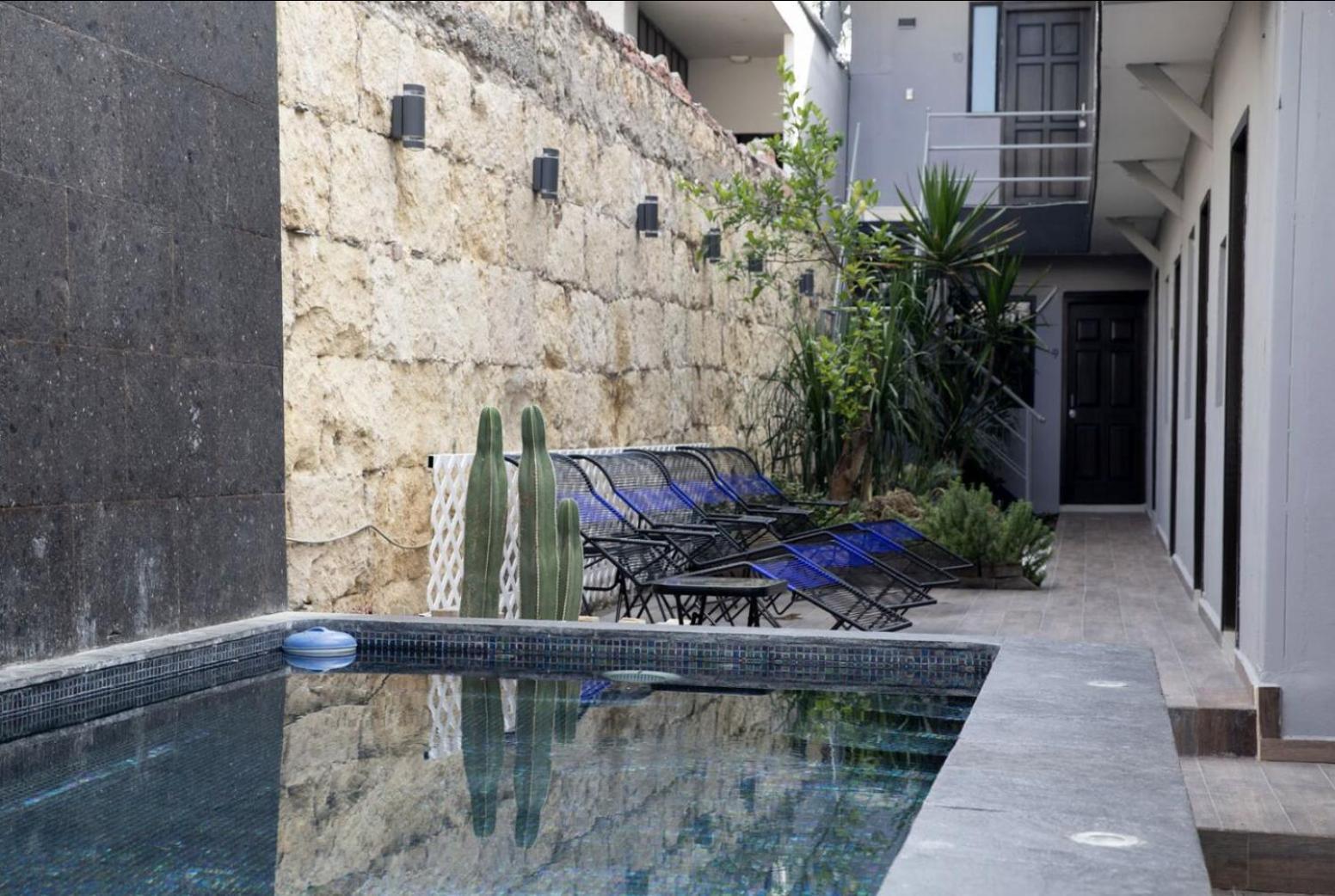 Adhoc Boutique Barrio Antiguo Homestay *