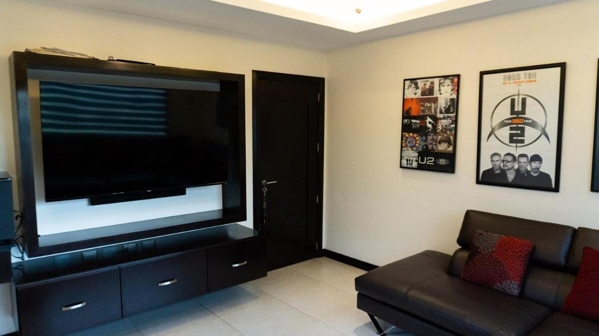 Casa Unica Recientemente Renovada * Monterrey