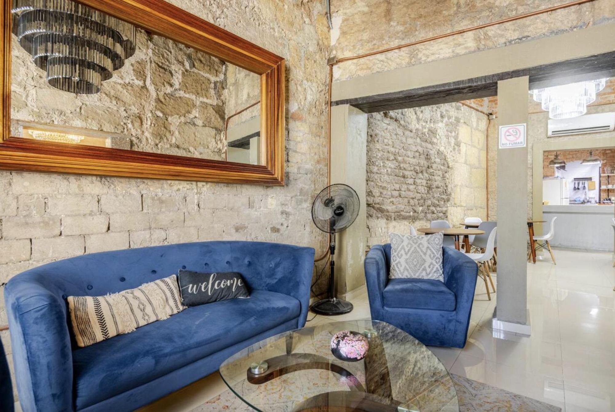 Adhoc Boutique Barrio Antiguo Homestay
