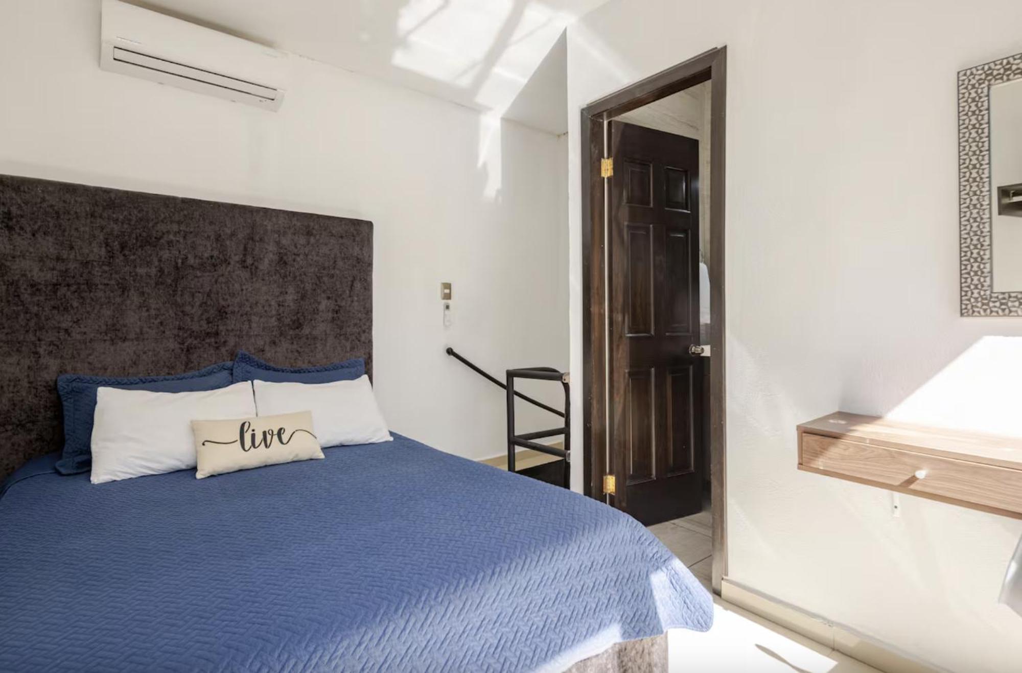 Adhoc Boutique Barrio Antiguo Homestay