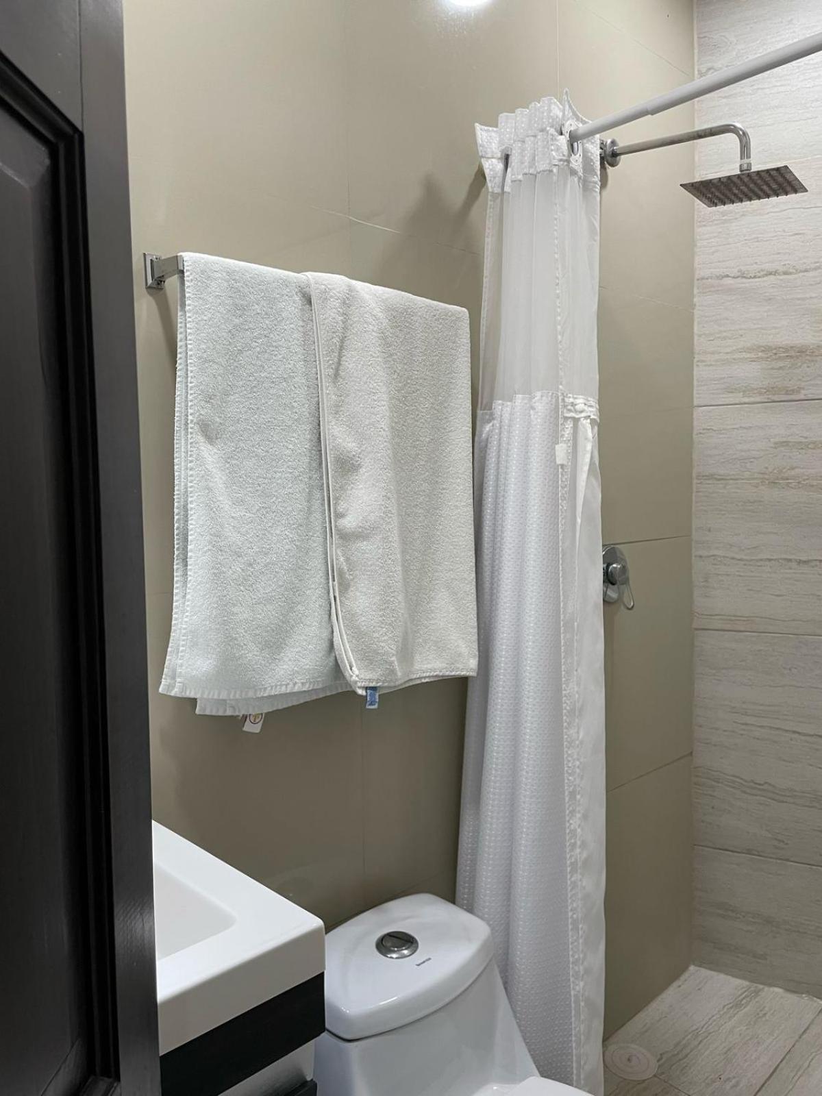 Homestay Adhoc Boutique Barrio Antiguo *