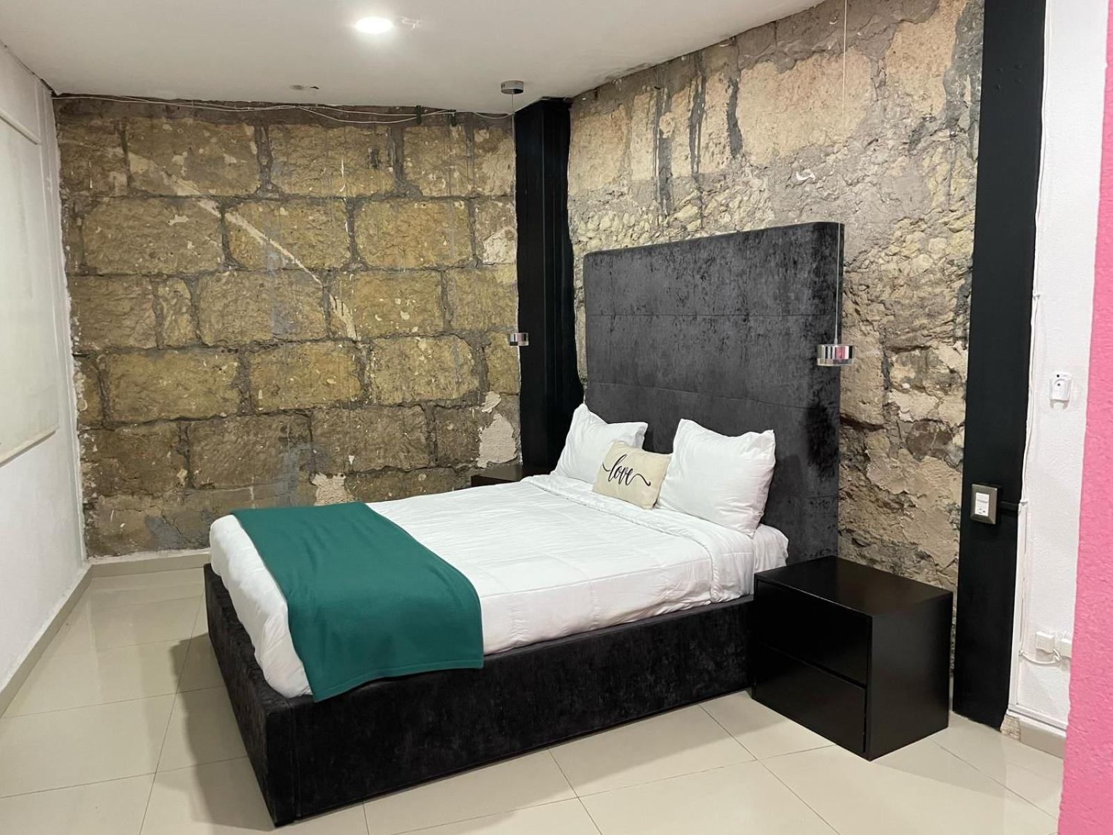 Adhoc Boutique Barrio Antiguo Homestay Monterrey