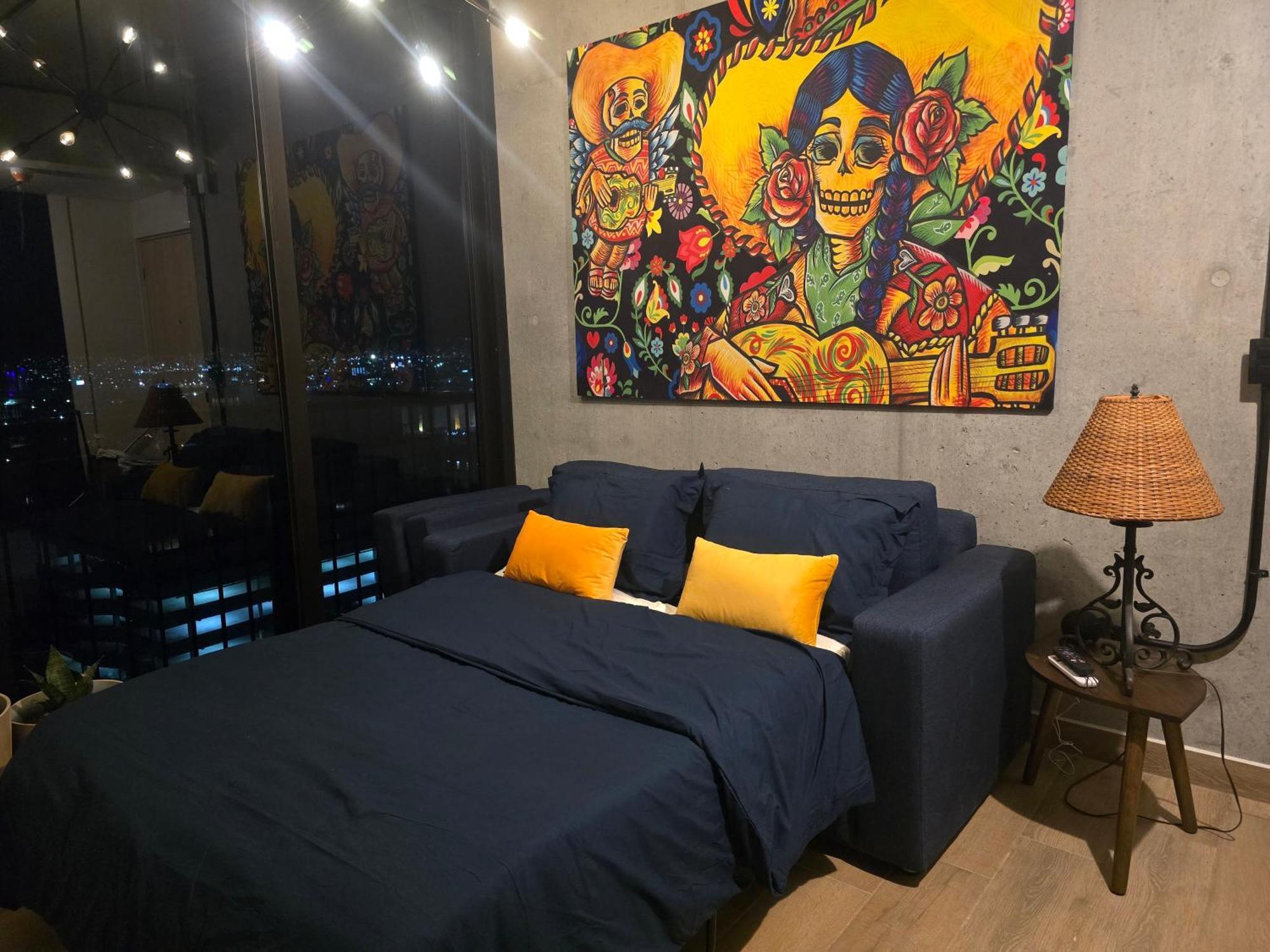 1609 Barrio W Apartahotel