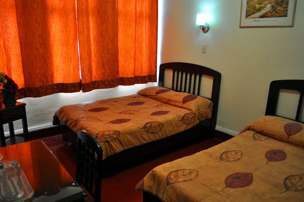Hotel 5a Avenida 3*