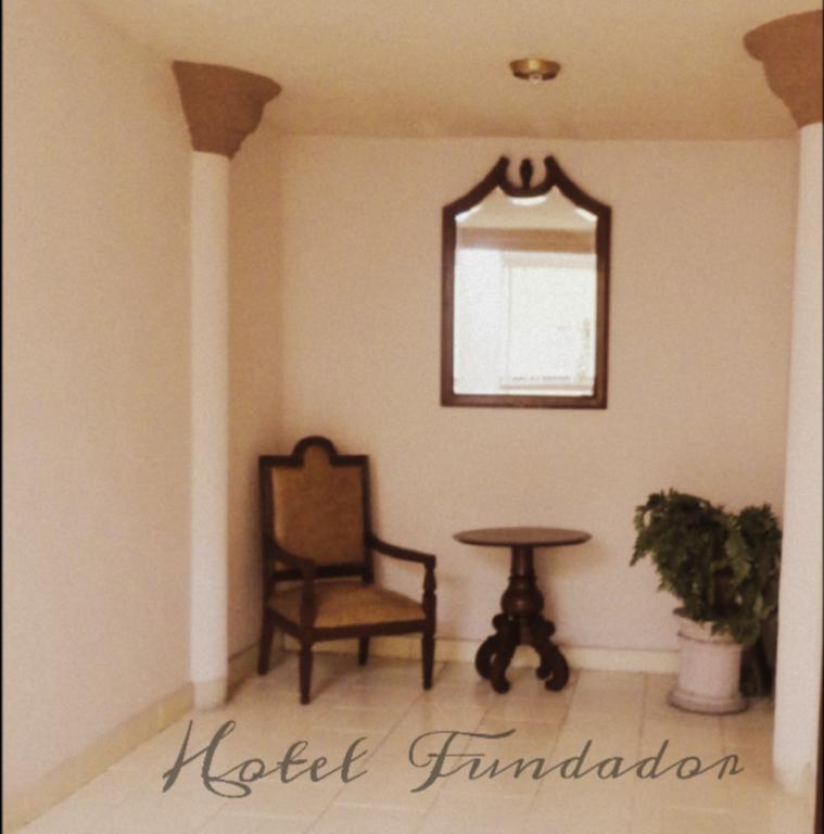 Hotel Fundador 3*