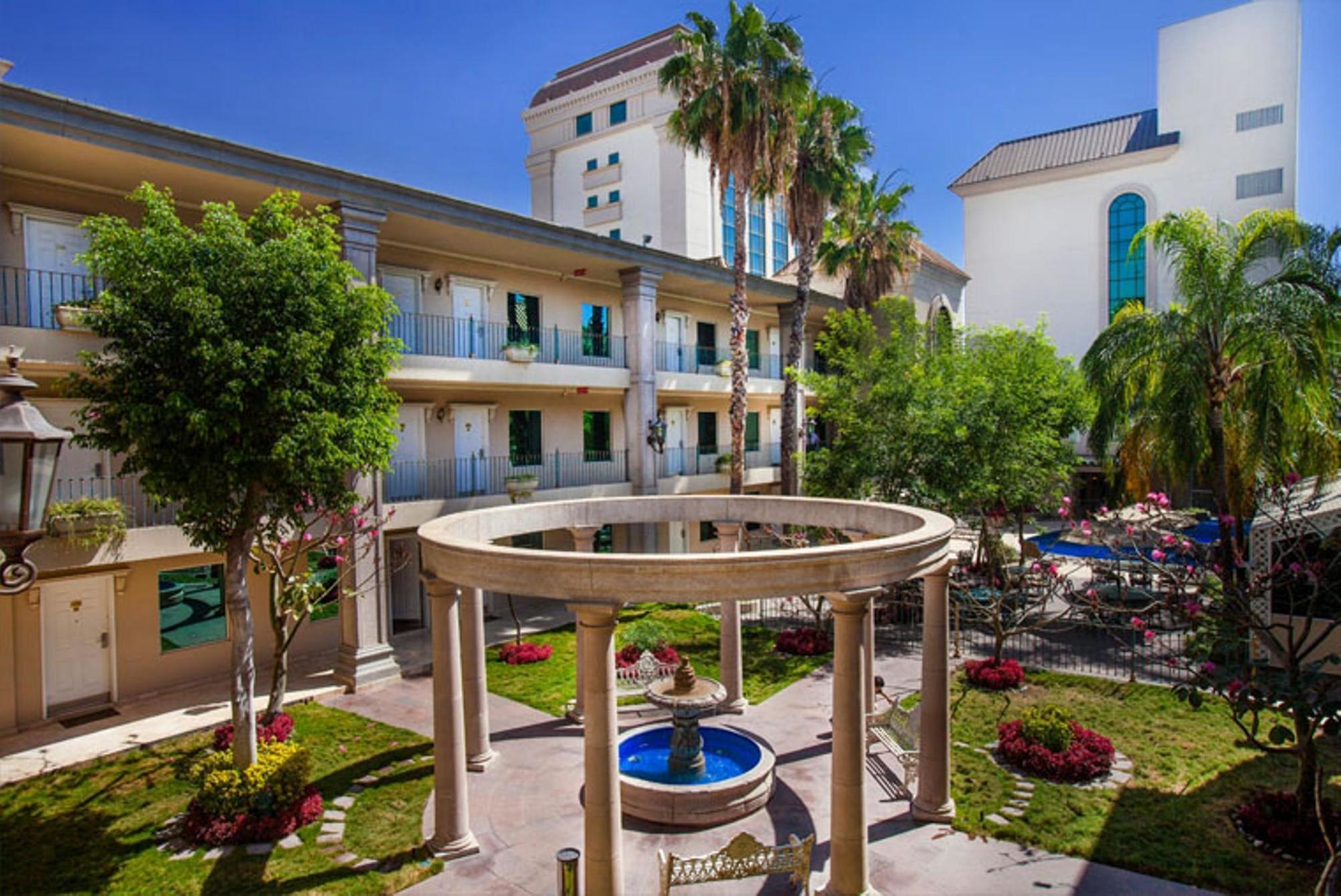 Safi Royal Luxury Centro 5* Monterrey